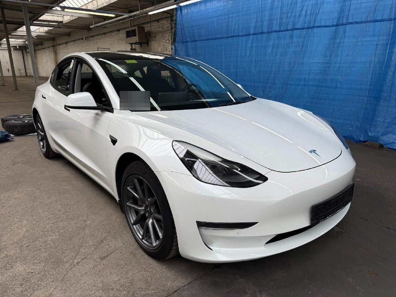 Tesla Model 3, AWD Long Range    PŘIPRAVUJEME - fotka 5