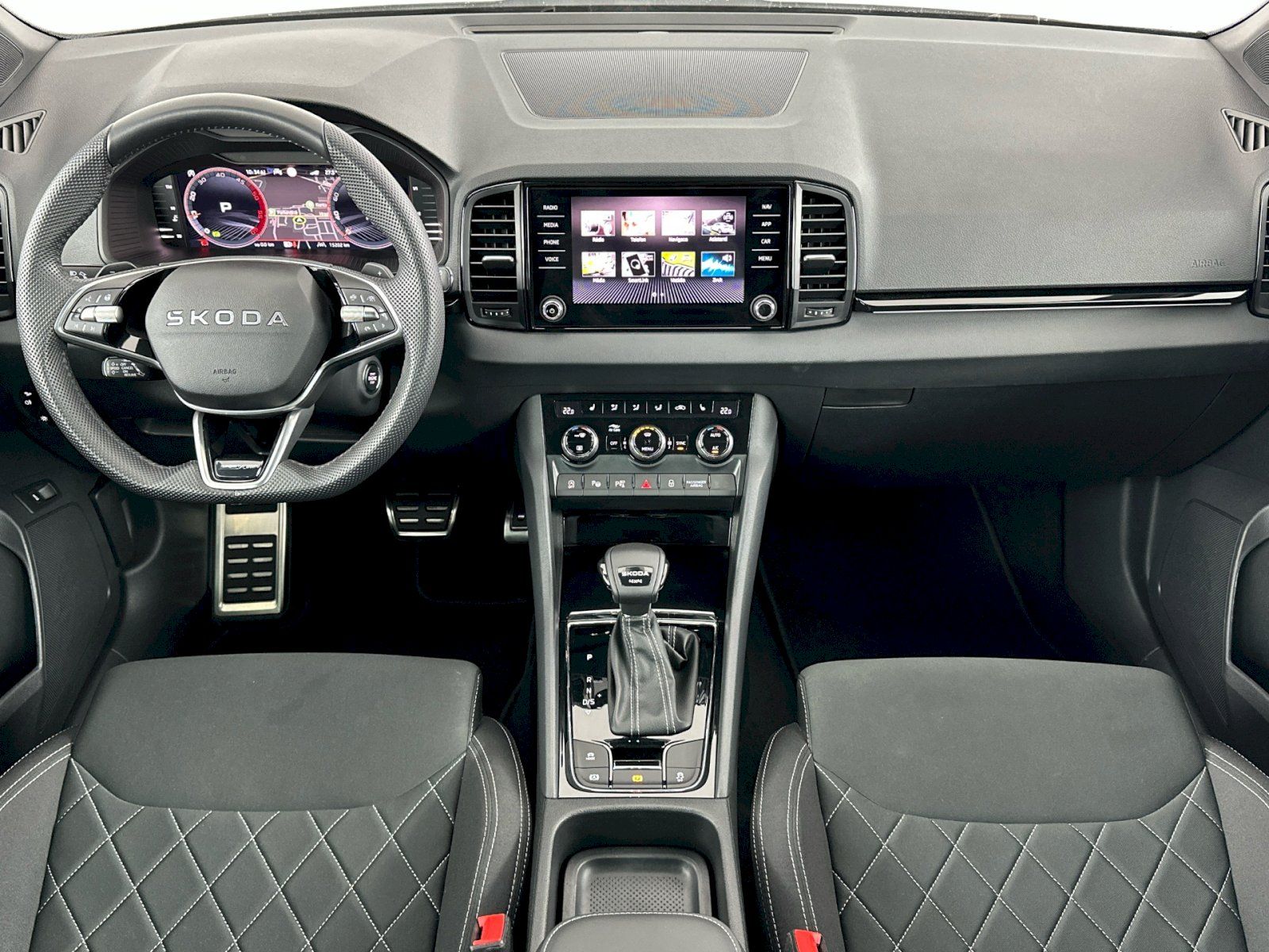 Škoda Karoq, DSG 2.0TDI 110kW 4x4 SportLine - fotka 5