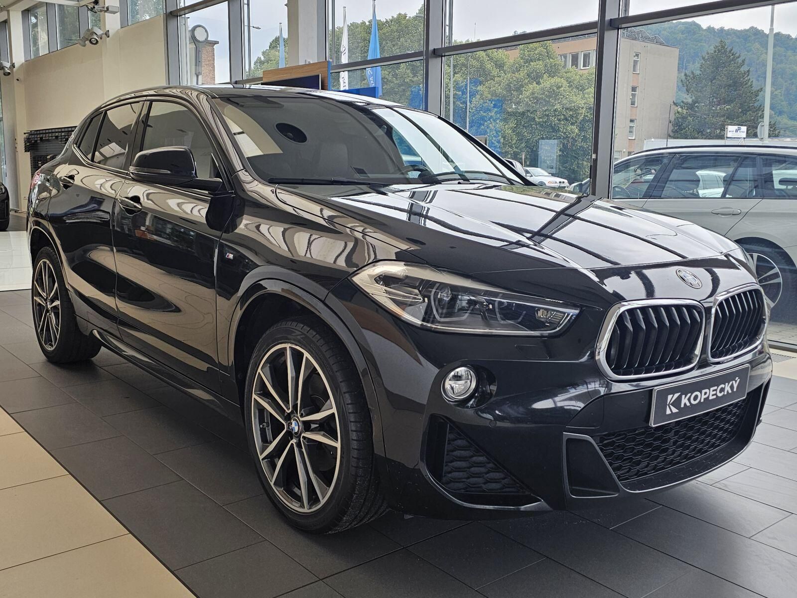 BMW X2, sDrive18i - fotka 5