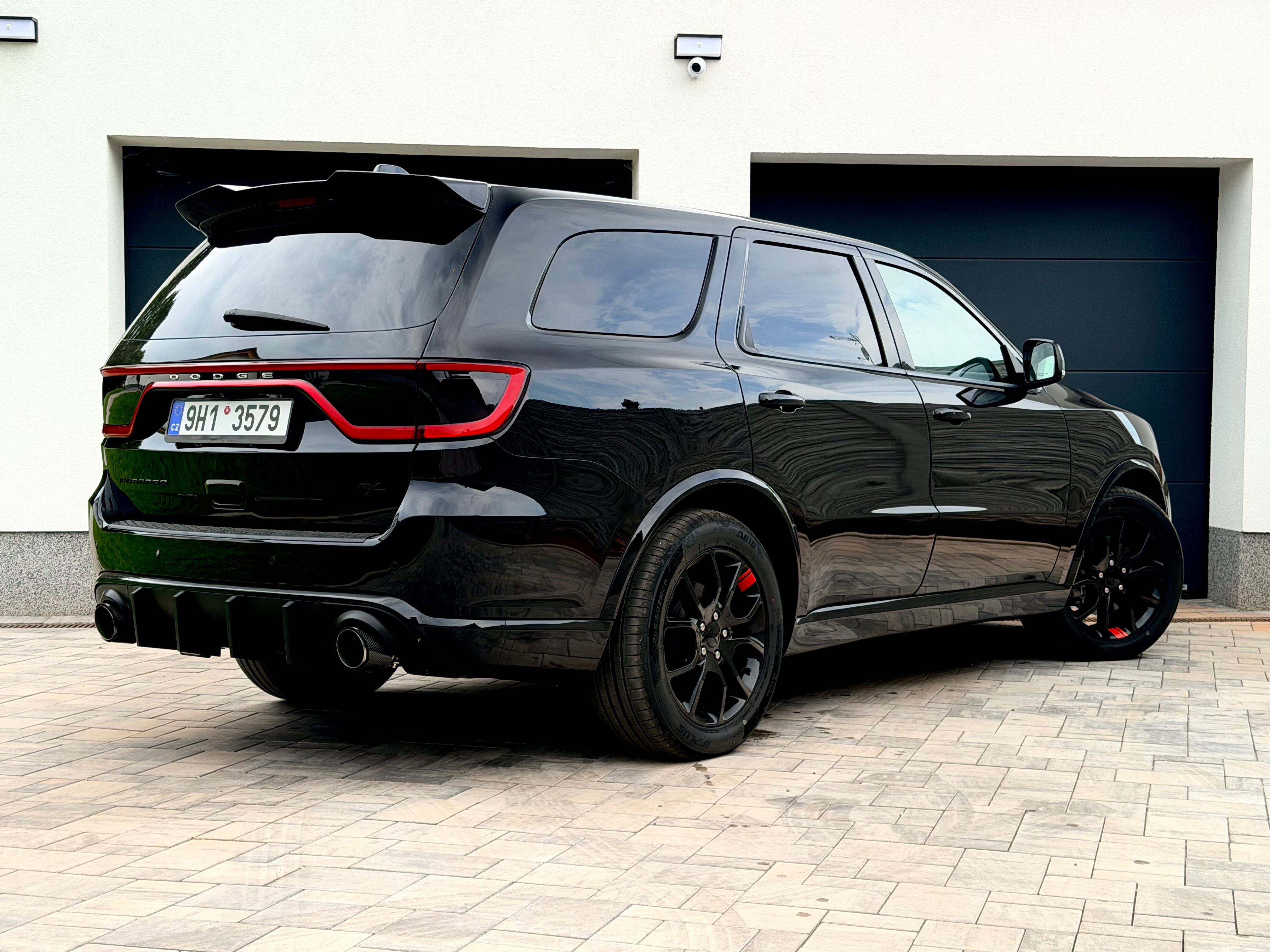 Dodge Durango, R/T 5.7 V8 face SRT design - fotka 3