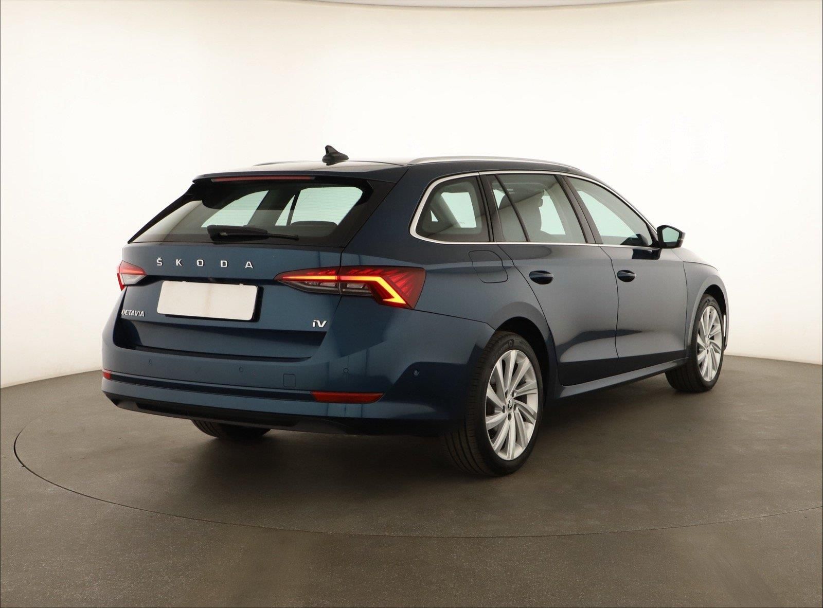 Škoda Octavia, 1.4 TSI iV, Style, Automat, ČR - fotka 5