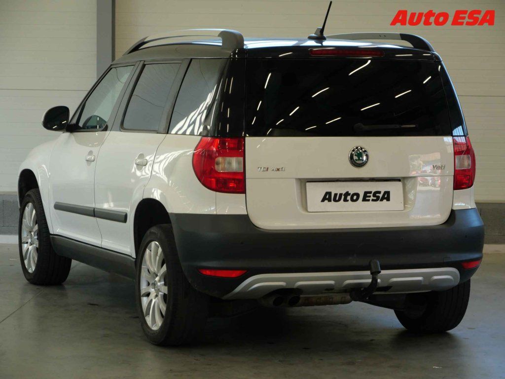 Škoda Yeti, 2.0tdi 4x4,ČR,AT,panorama - fotka 6