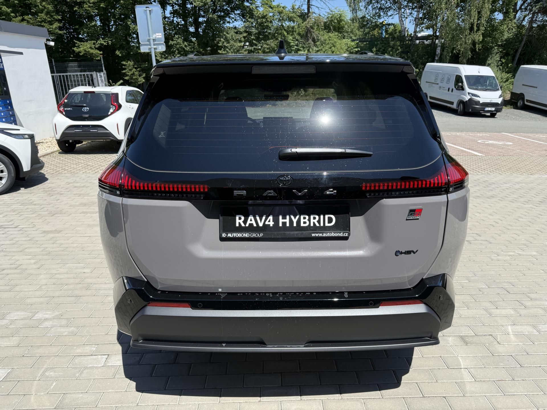 Toyota Rav4, 2,5 HEV 4x4 GR SPORT - fotka 5