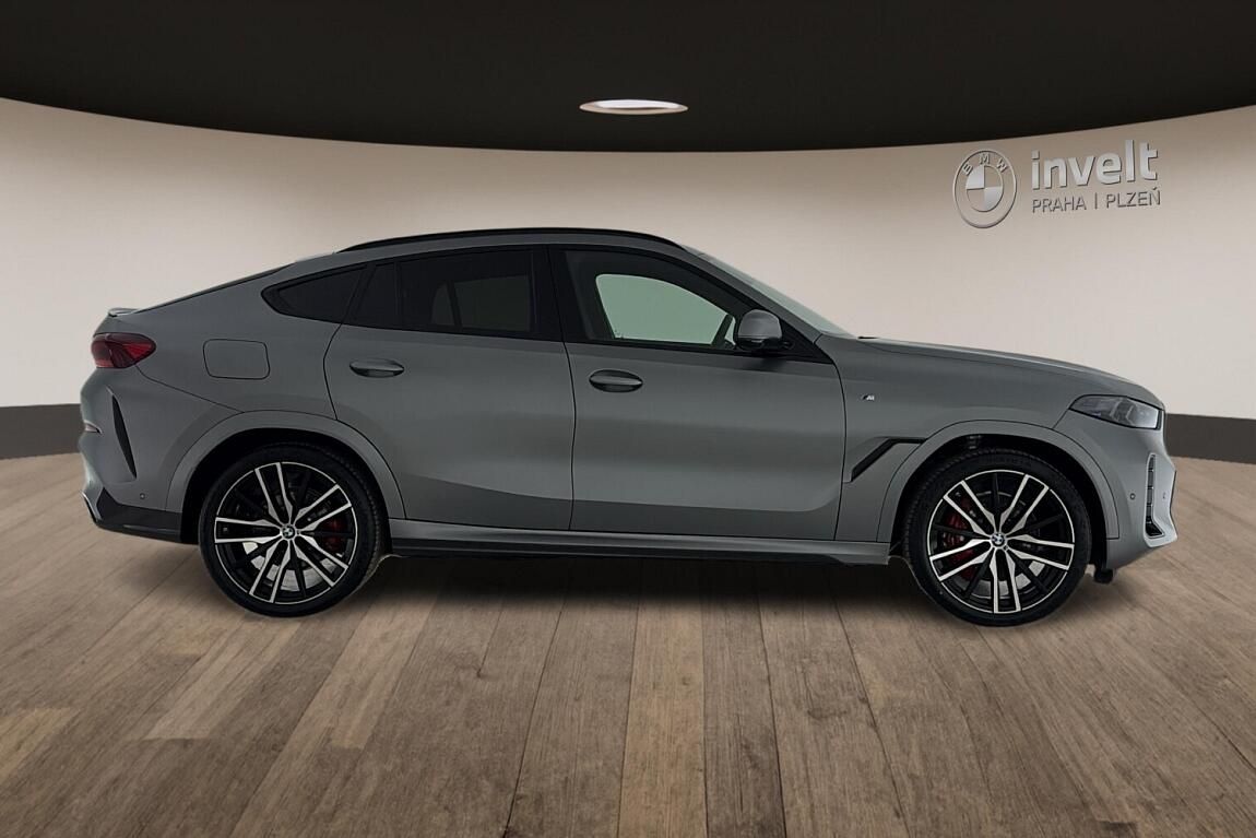 BMW X6, xDrive40d - fotka 2