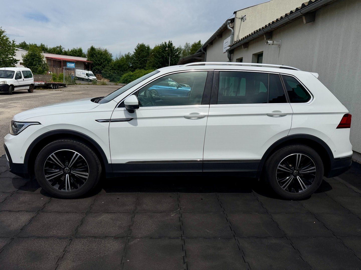 Volkswagen Tiguan, 2.0TDi 110kW DSG - 4x4 - Life - fotka 4