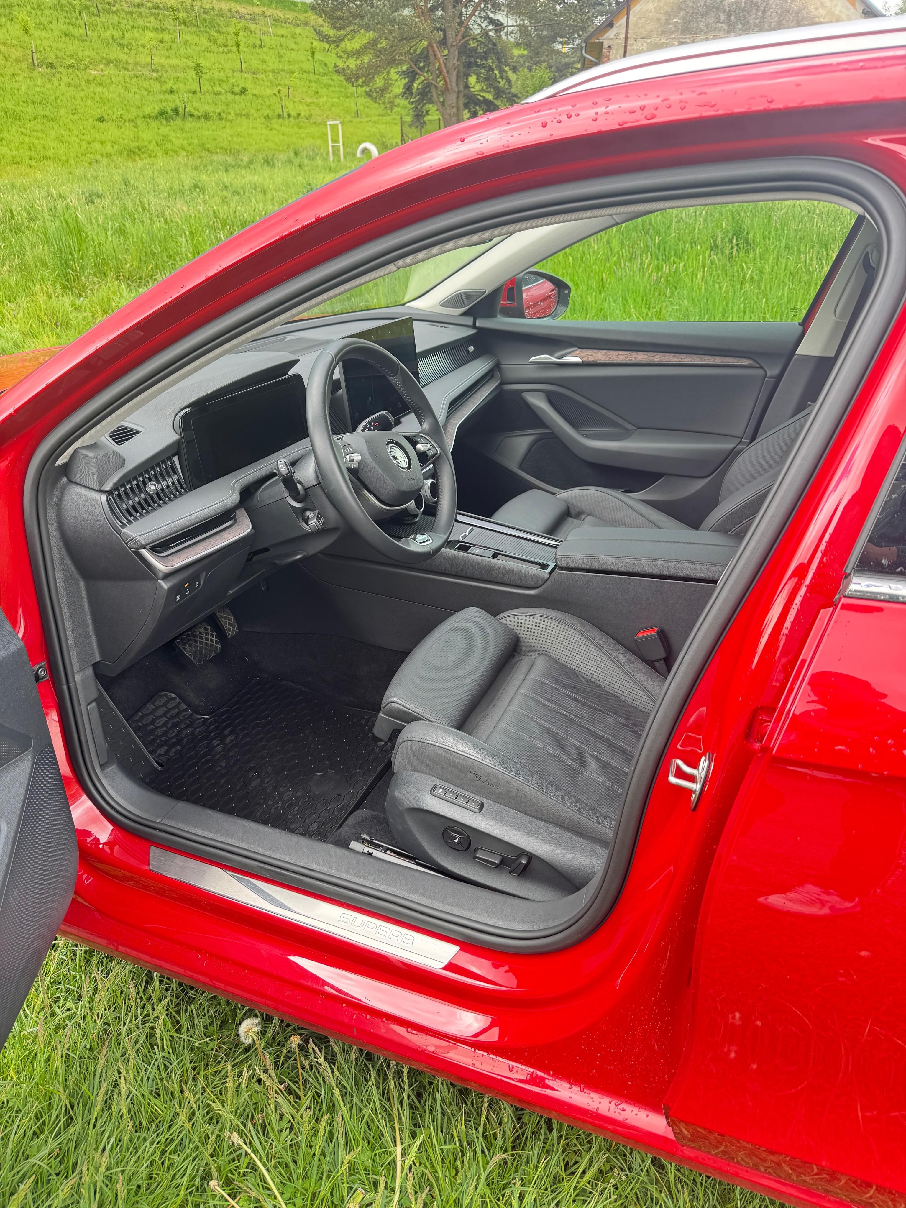 Škoda Superb, L&K, nez. topení, tažné - fotka 5
