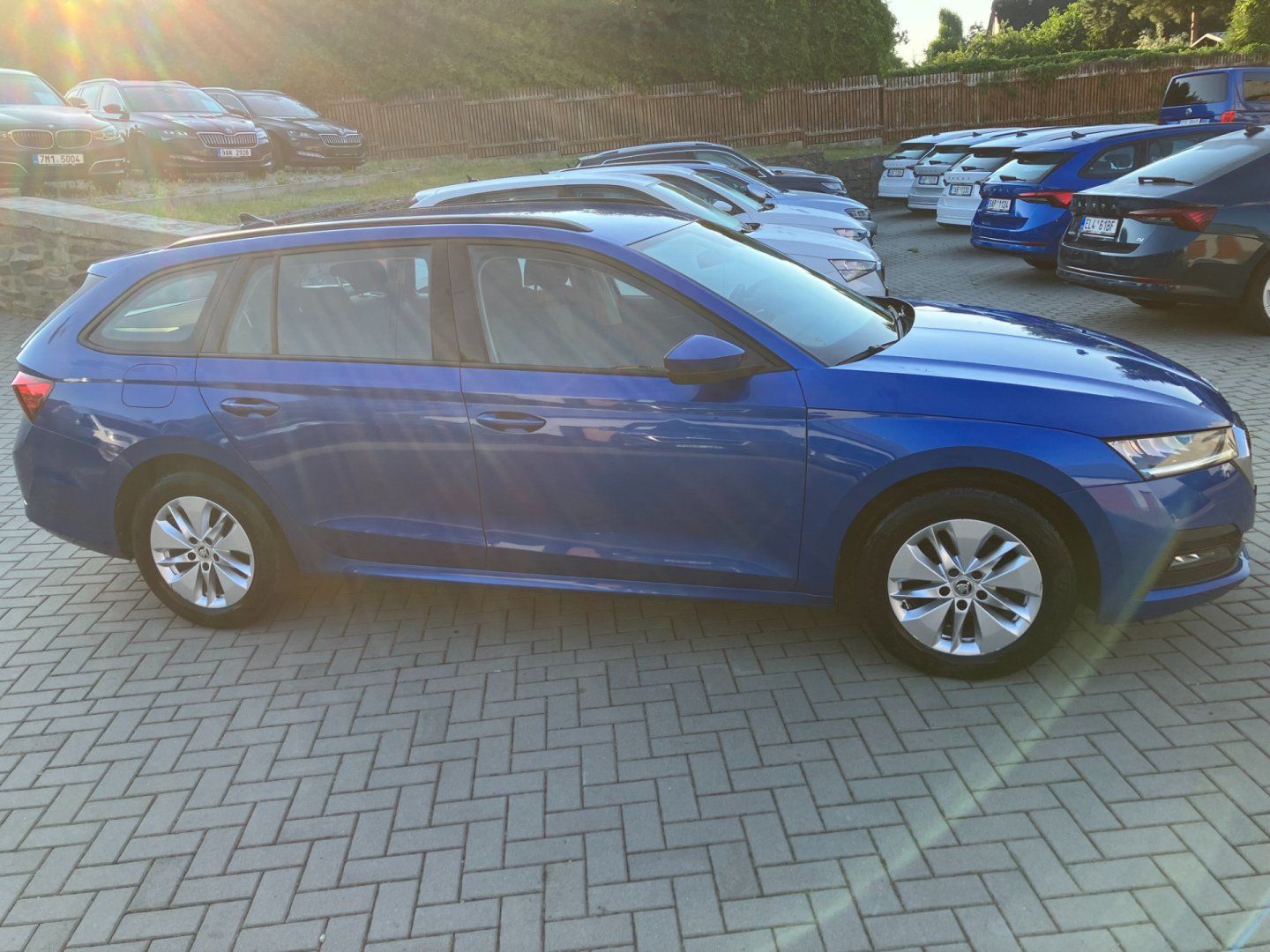 Škoda Octavia, 2.0TDI AMBITION PLUS NOVÉ ČR - fotka 3