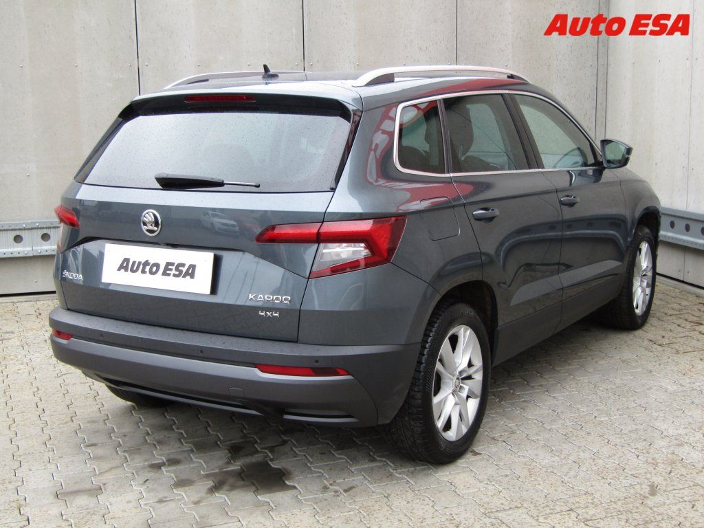 Škoda Karoq, 2.0 TDi 4x4,DSG,navi,xenon - fotka 4
