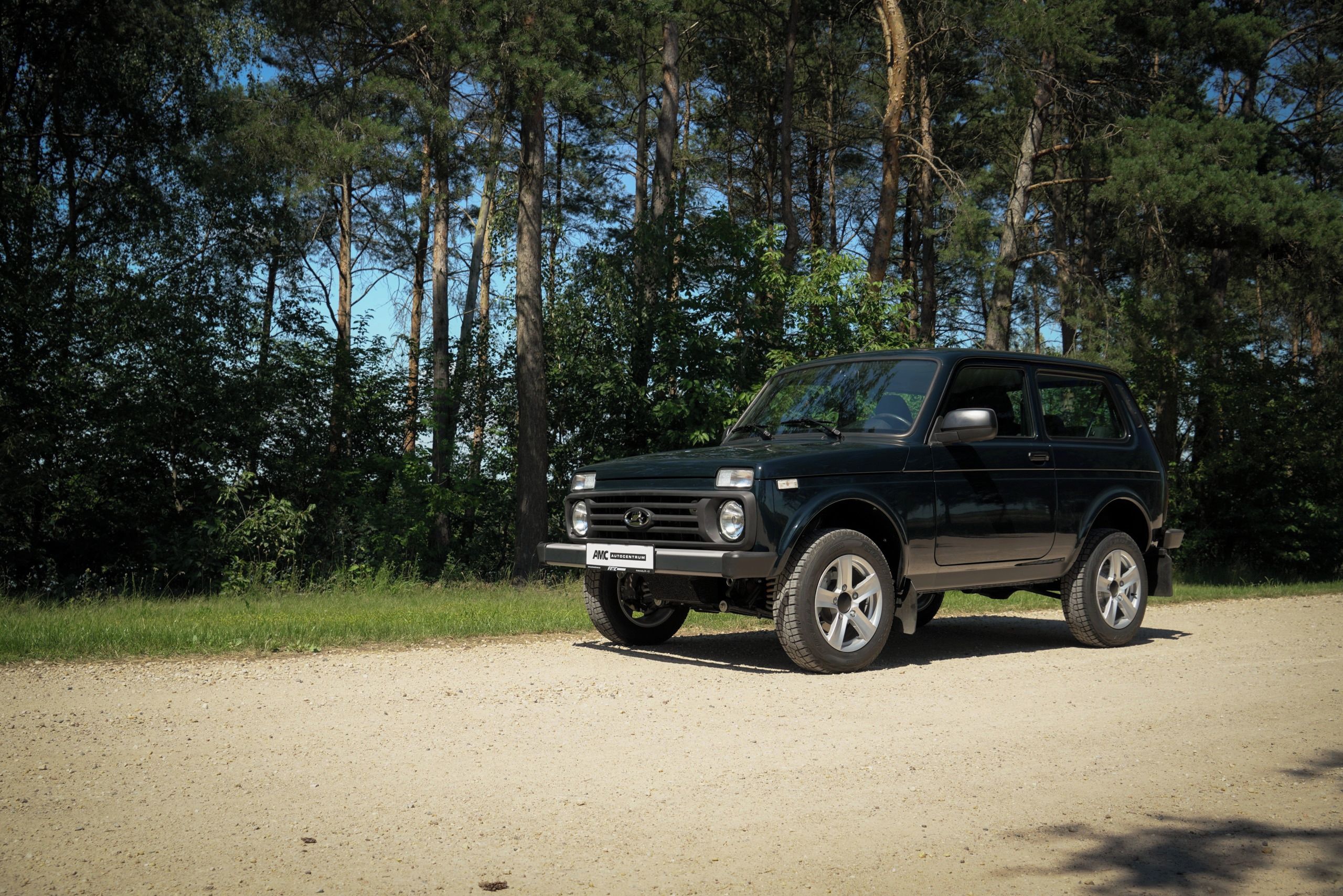Lada Niva, Legend 4x4 - LUX, plná záruka - fotka 2