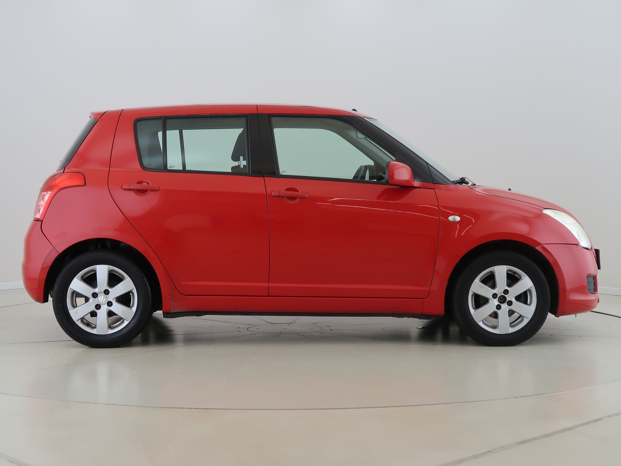 Suzuki Swift, 1.3i,67kW,Klima,CZ,Manuál - fotka 4