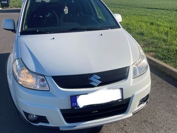 1.6 benzín, 79 kW