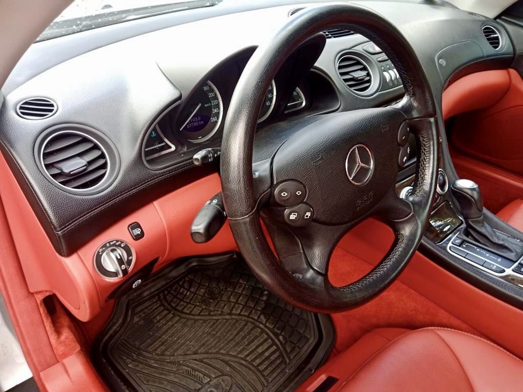 Mercedes-Benz SL, Mercedes SL500 r.v. 2002 - fotka 2