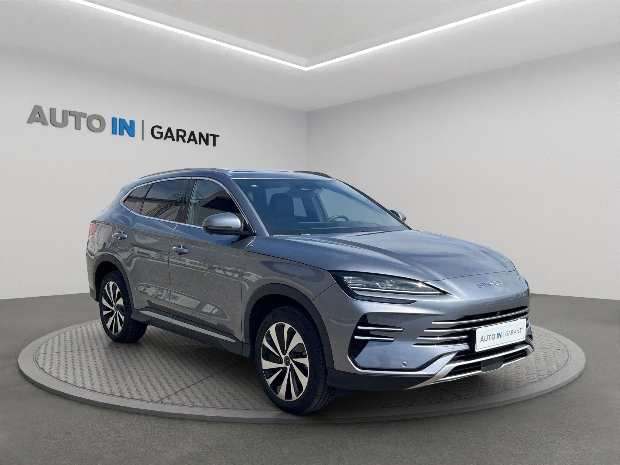 BYD Seal U, PHEV 1.5, 4x4, 238kw, tov. zár - fotka 3