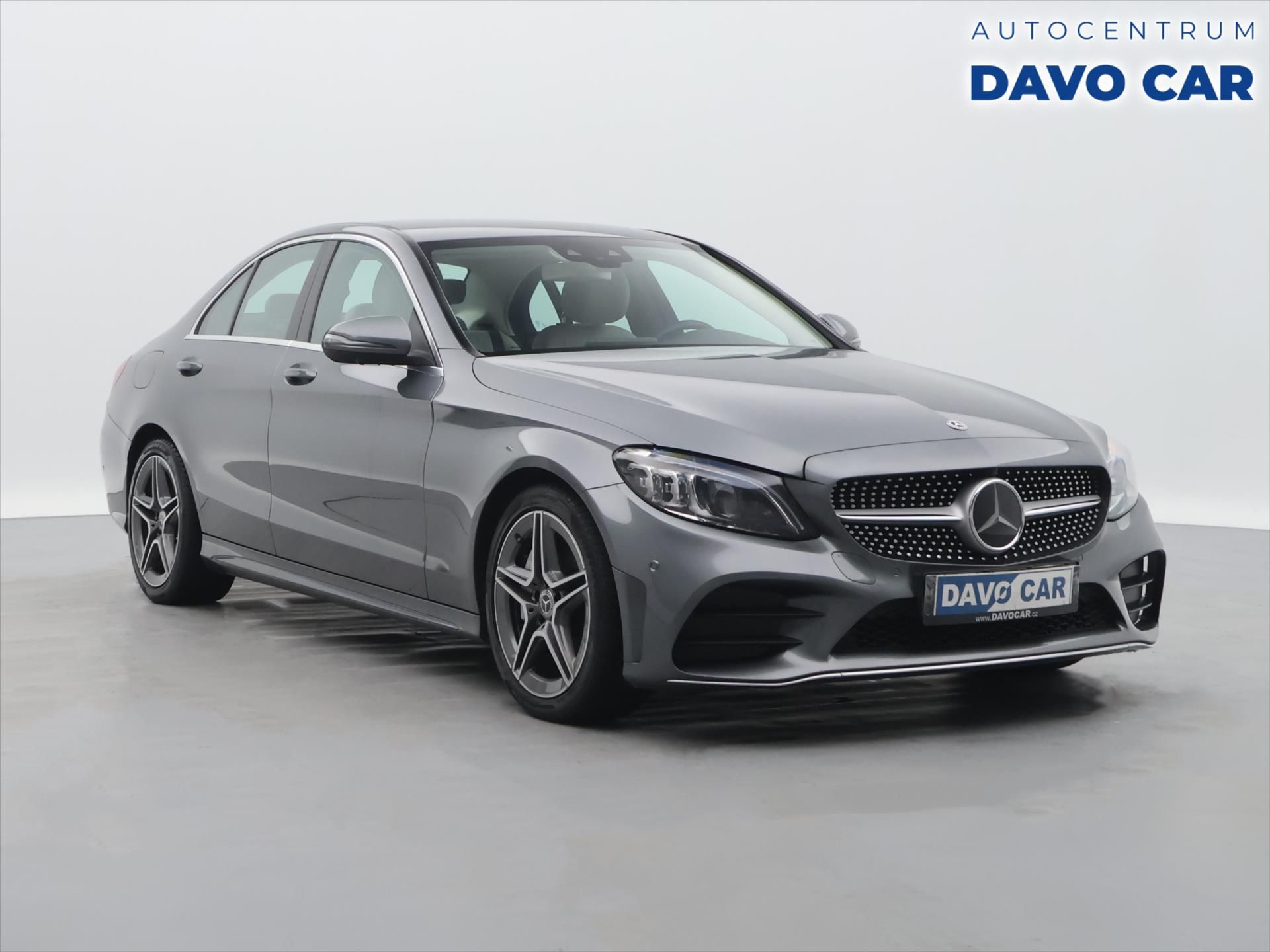 Mercedes-Benz Třídy C, 2,0 C300 190 kW CZ AMG paket