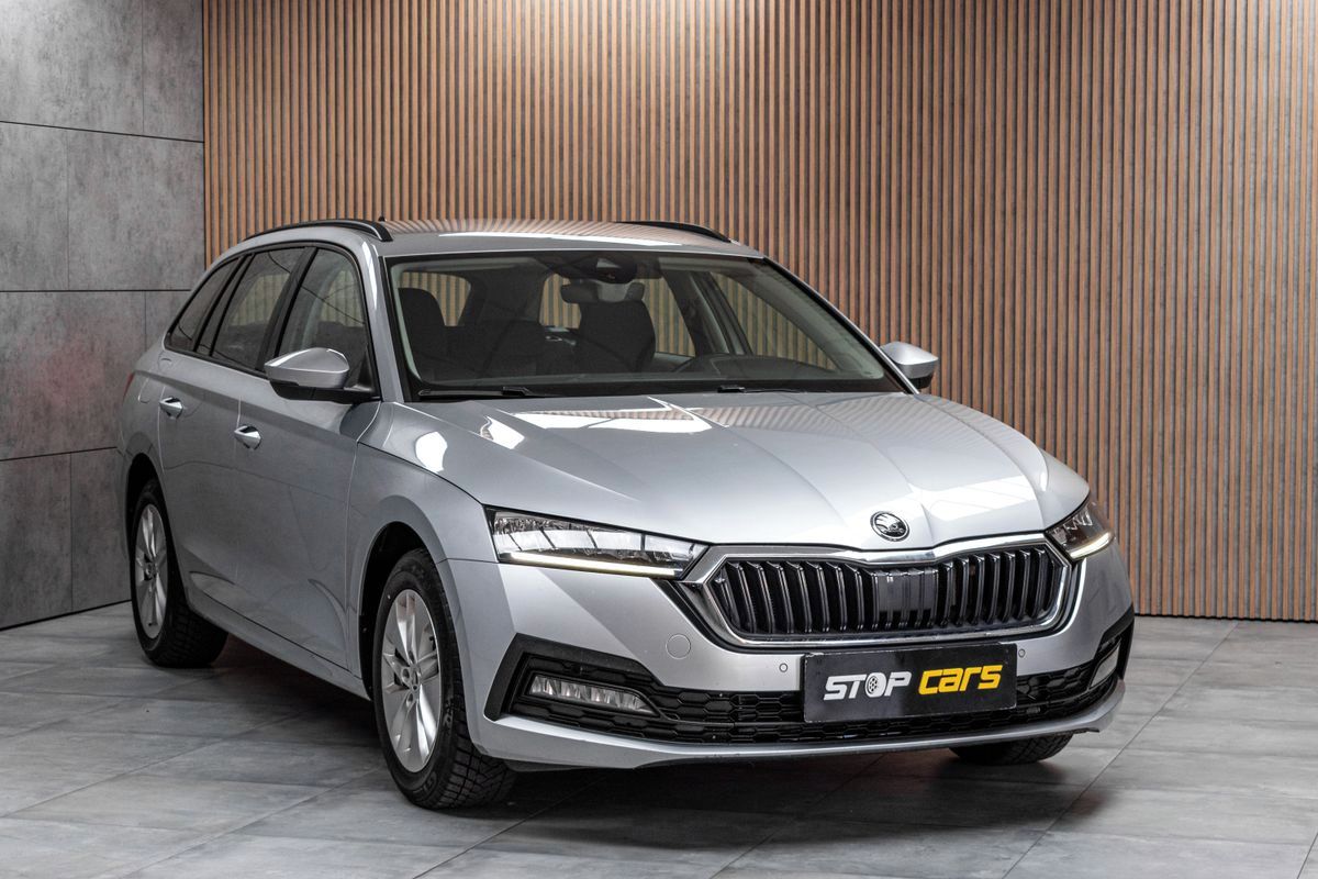 Škoda Octavia, 2.0 TDI DSG*ACC*BLIS*CARPLAY* - fotka 3