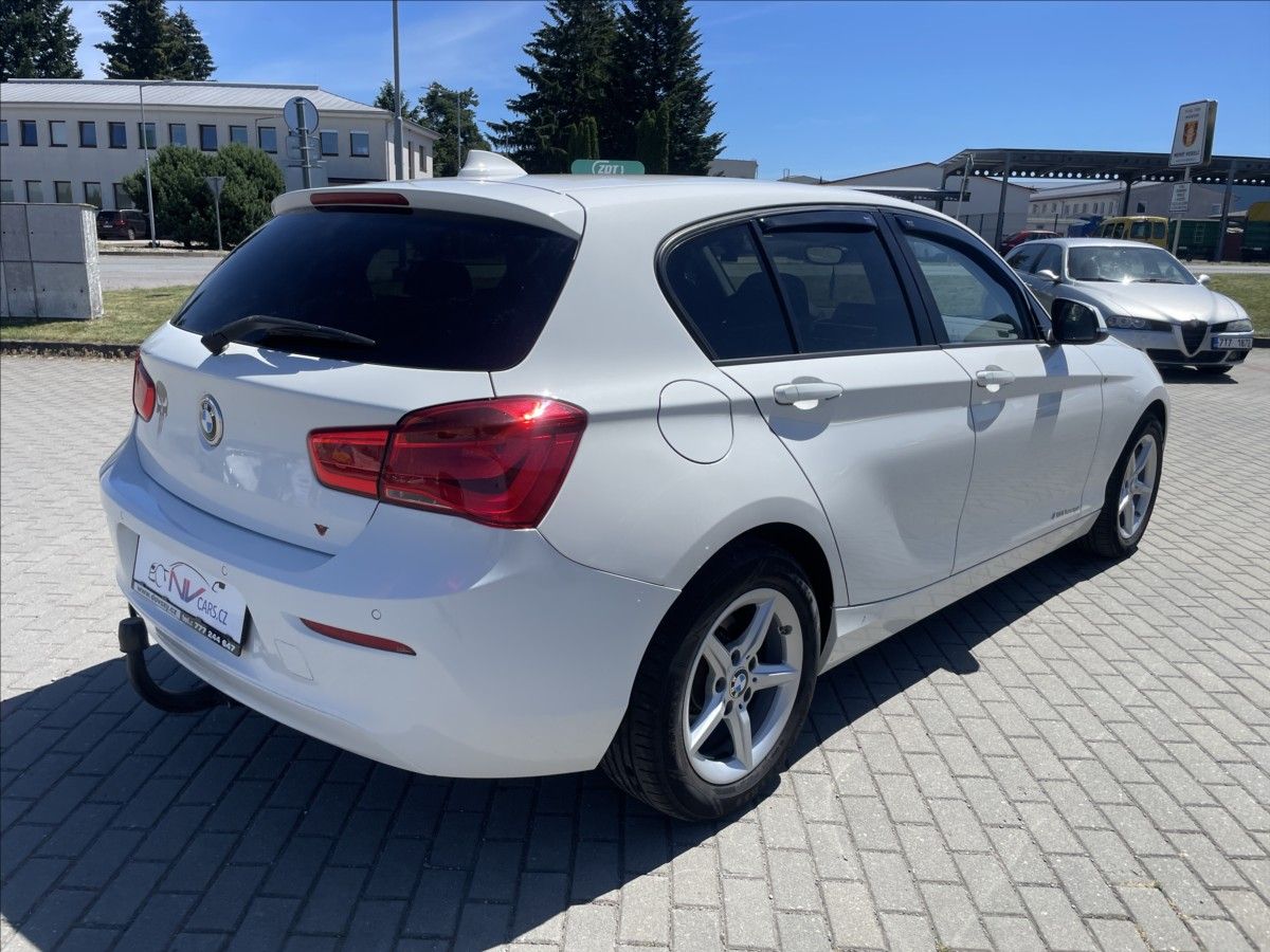 BMW Řada 1, 2,0 d 110kw xDrive - fotka 4