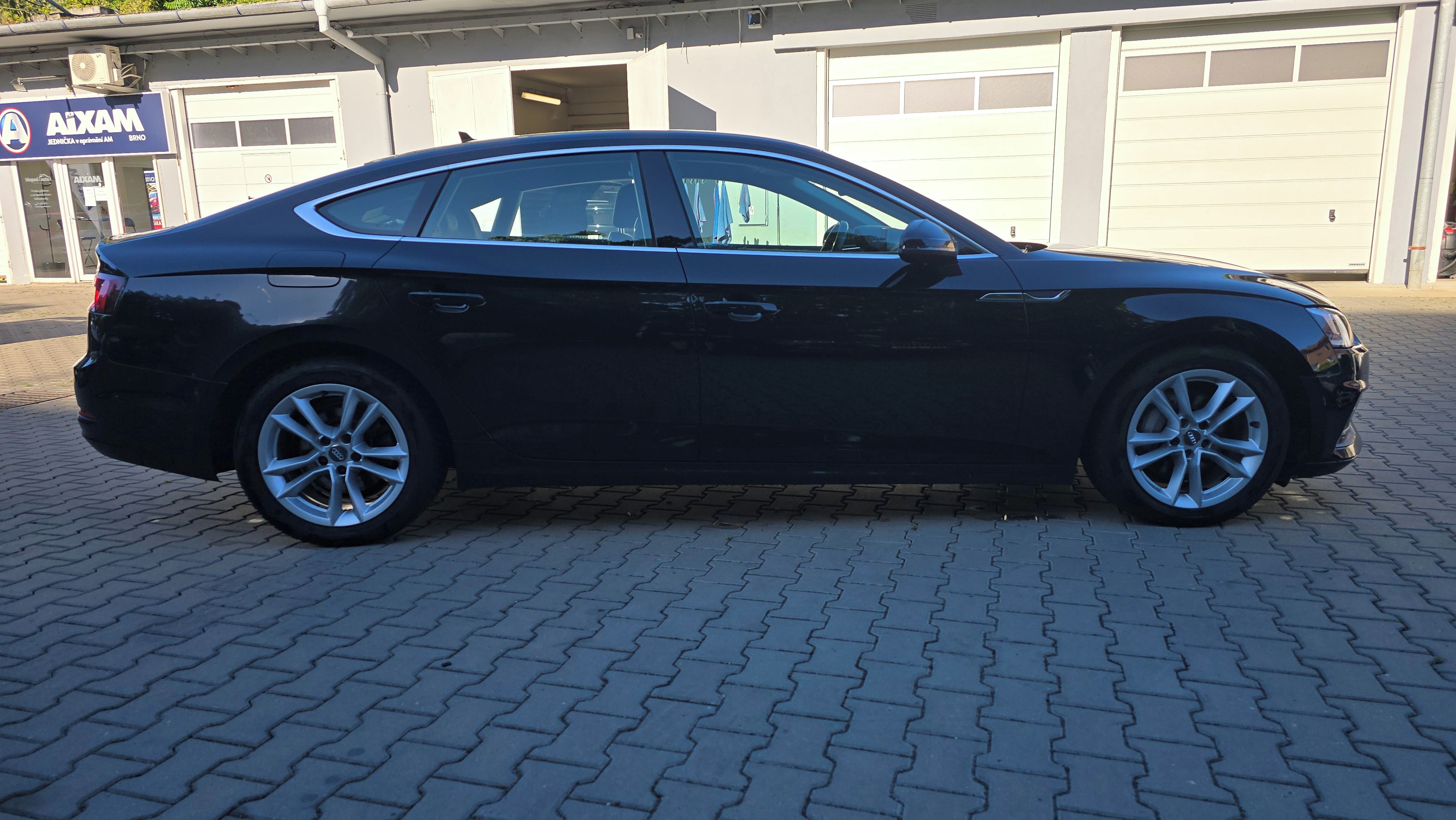 Audi A5, Audi A5 Sportback 2.0 TDI - fotka 4