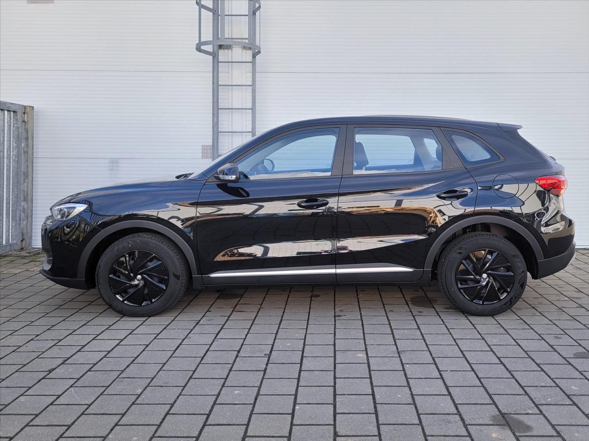 MG ZS, 1,5 115k 5MAN 4x2  Excite - fotka 6
