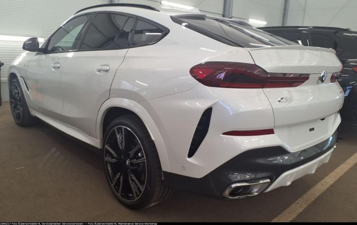 BMW X6, xDrive40d - fotka 4
