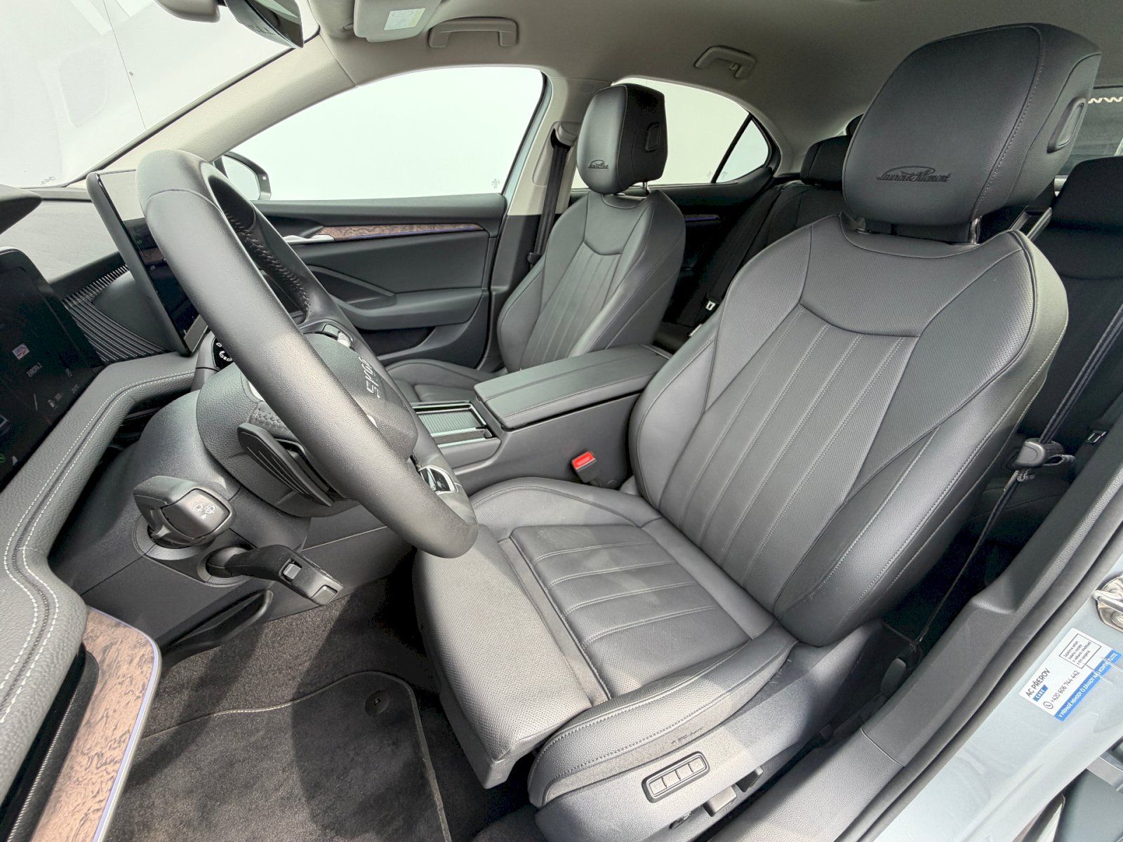 Škoda Superb, 2.0 TDI 142kW 4x4 L&K Nez.Tope - fotka 6