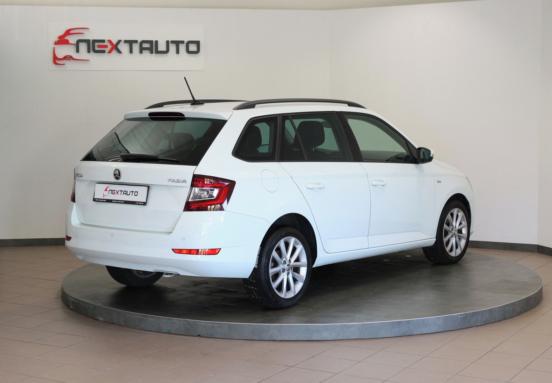 Škoda Fabia, 1.0 TSI 81kW SOLEIL, 1.MAJITEL - fotka 5