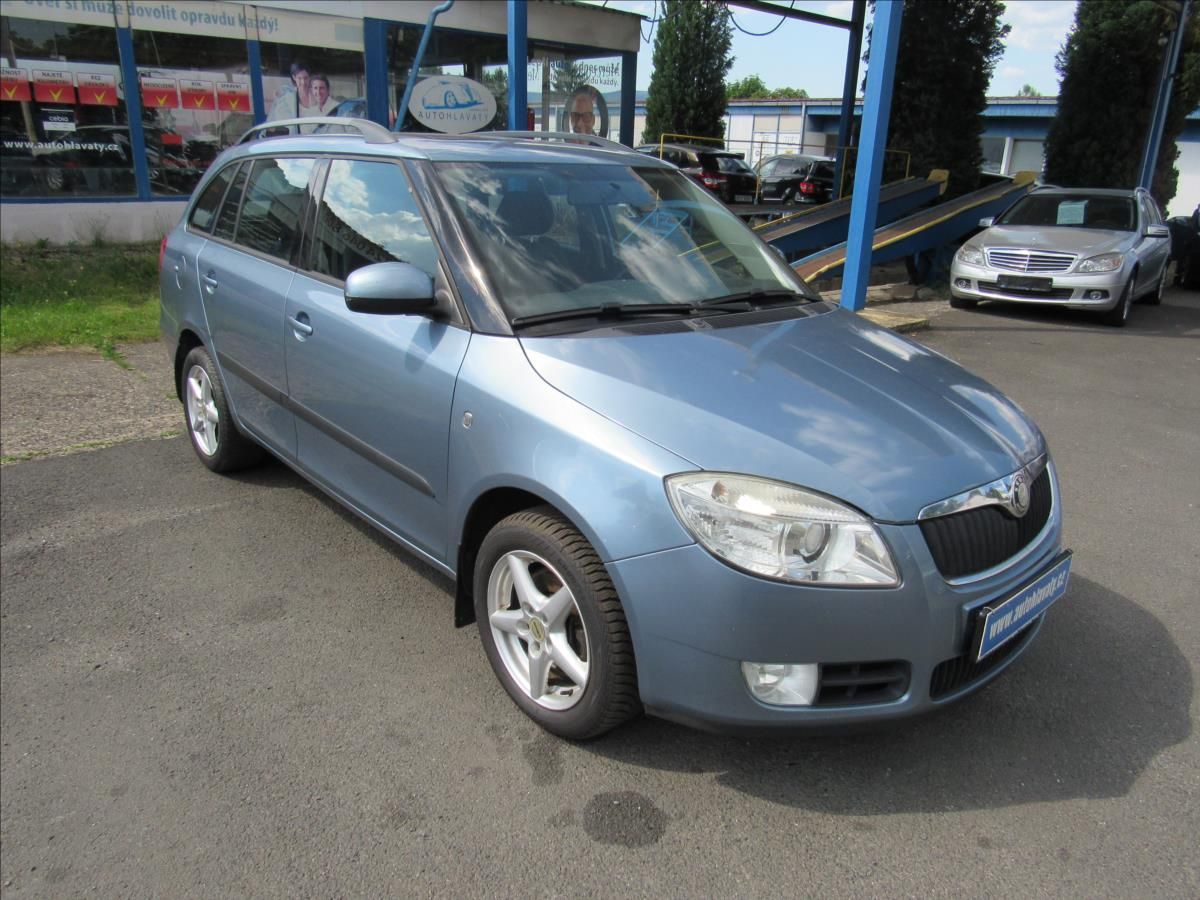 Škoda Fabia, 1,9 TDi 77kW Combi Sport - fotka 3