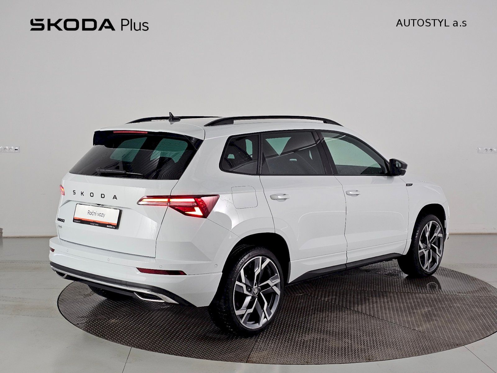 Škoda Karoq, 1.5TSi 110kW DSG SPORTLINE TAŽ - fotka 2