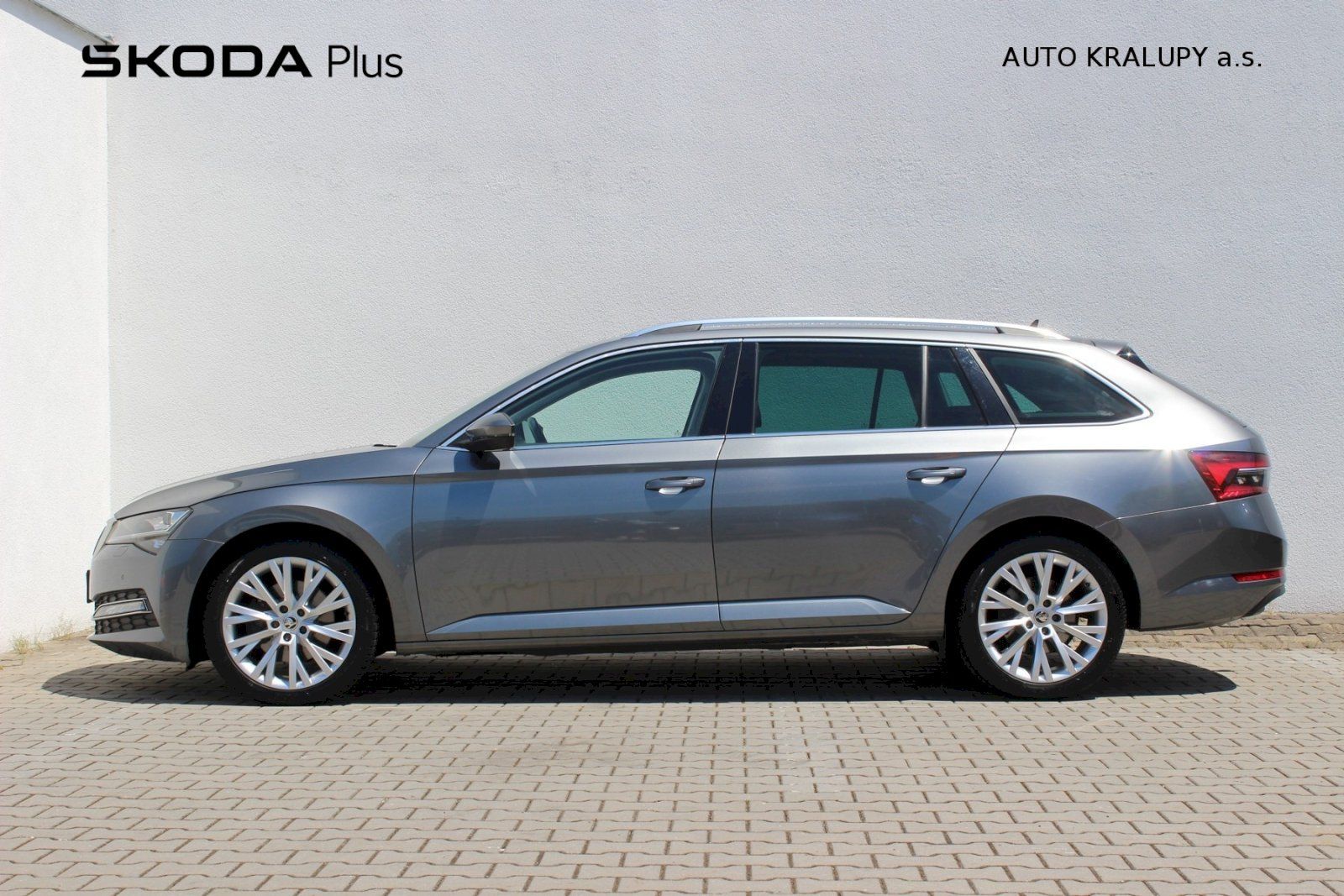 Škoda Superb, DSG 2.0TDI/110kW Style Extra - fotka 3