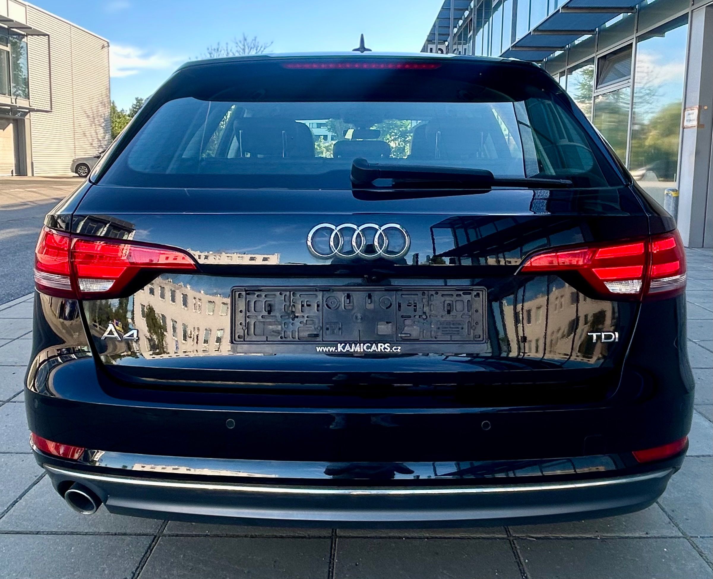 Audi A4, 2.0TDi VIRTUAL-Bi XENON-KAMERA - fotka 6