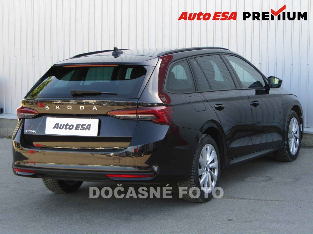Škoda Octavia, 1.5 TSi m-HEV,ČR,Selection - fotka 4