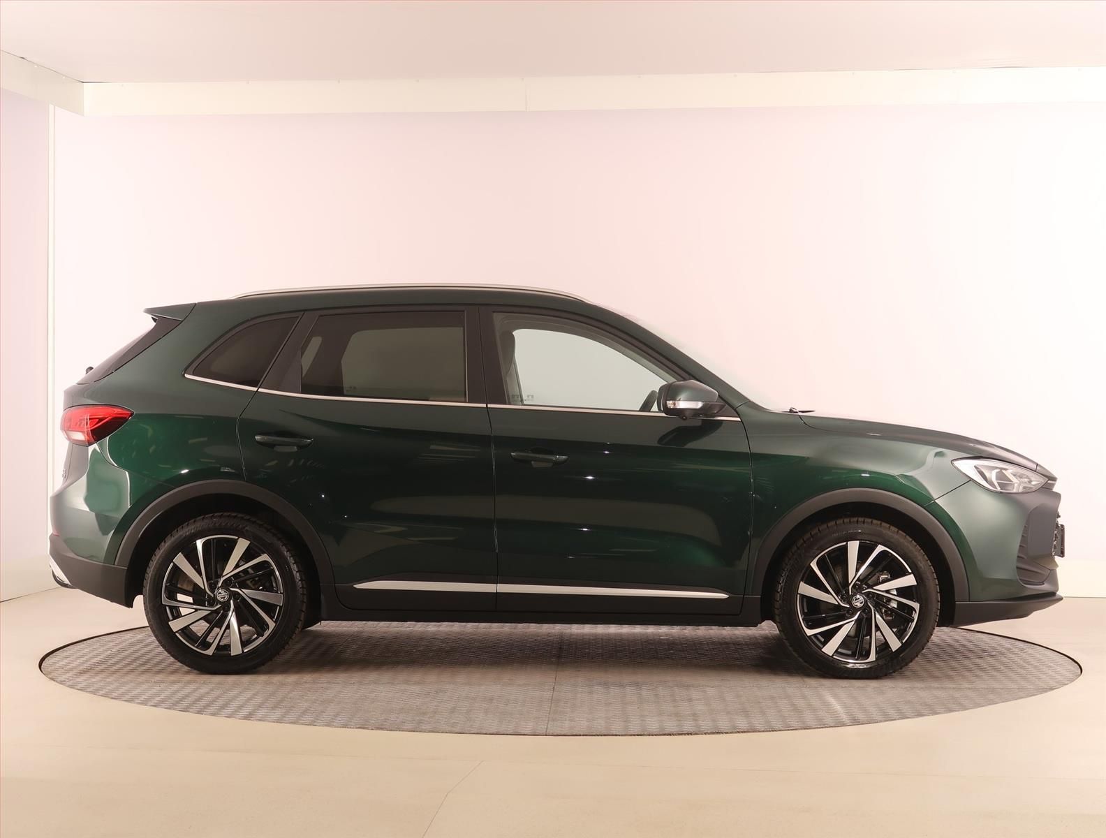 MG ZS, Hybrid+, Exclusive, Záruka - fotka 6
