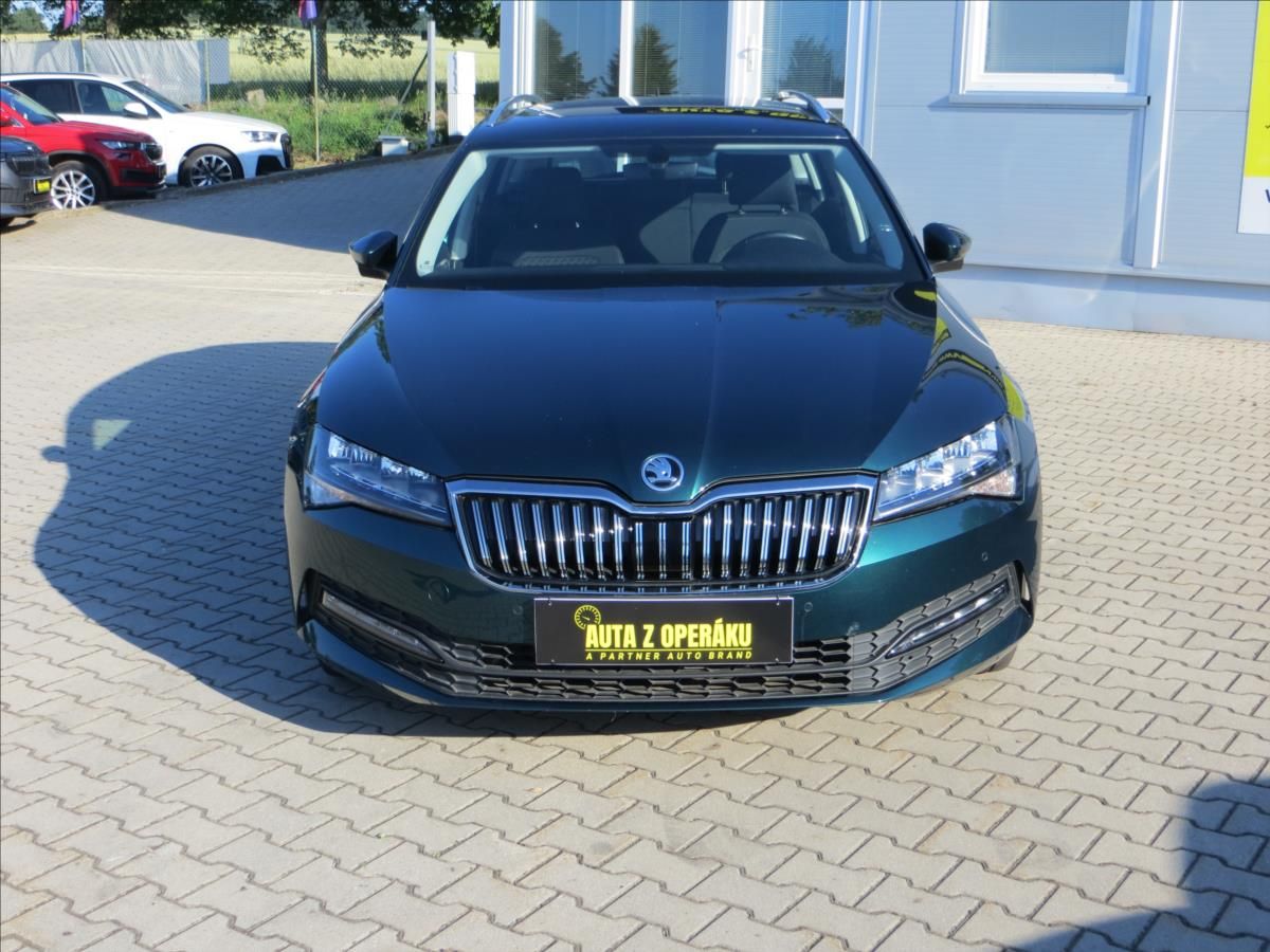 Škoda Superb, 2,0 TDI Ambition DSG ČR - fotka 2