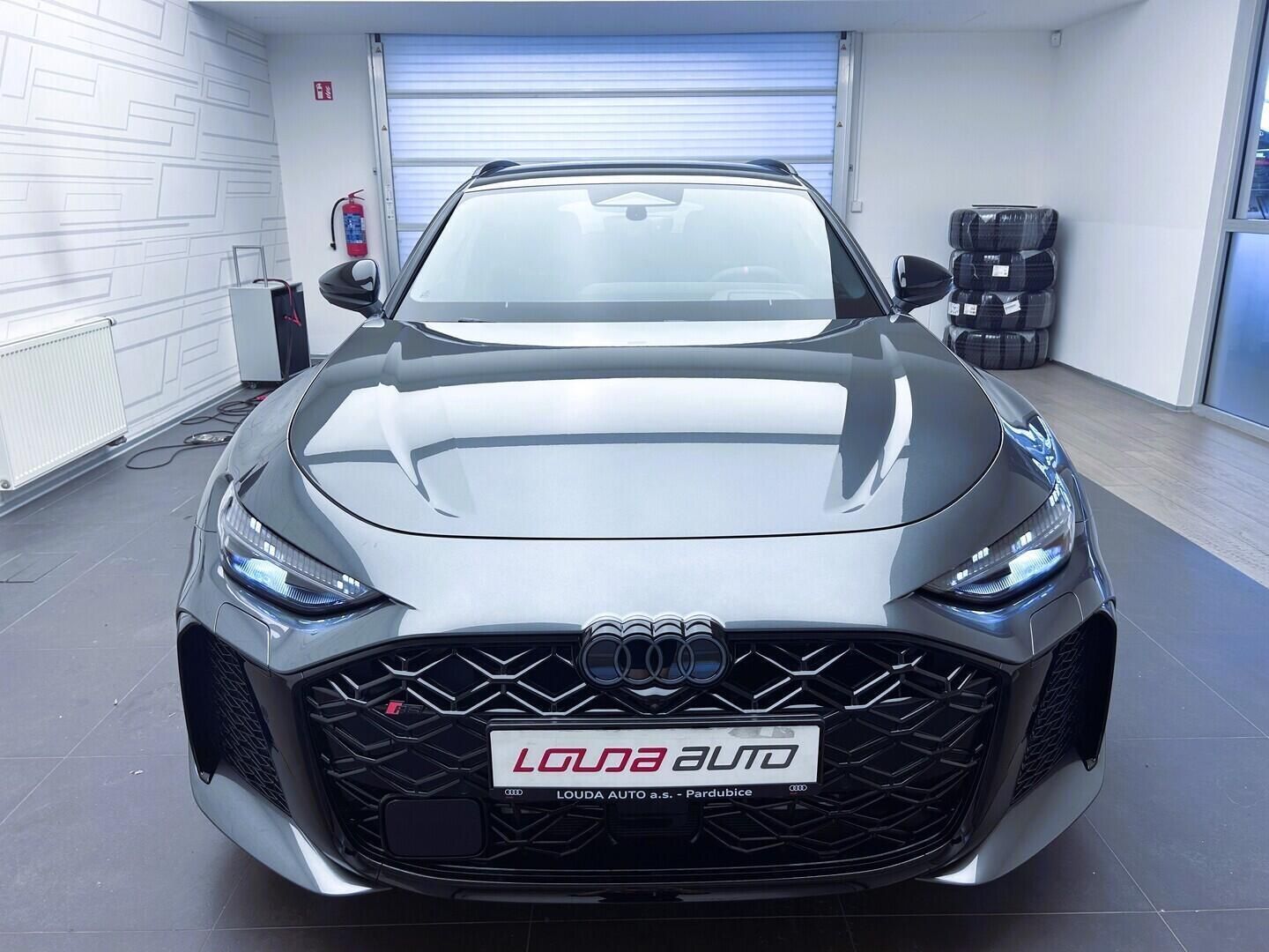Audi A5, RS 5 Avant e-hybrid   kW - fotka 2