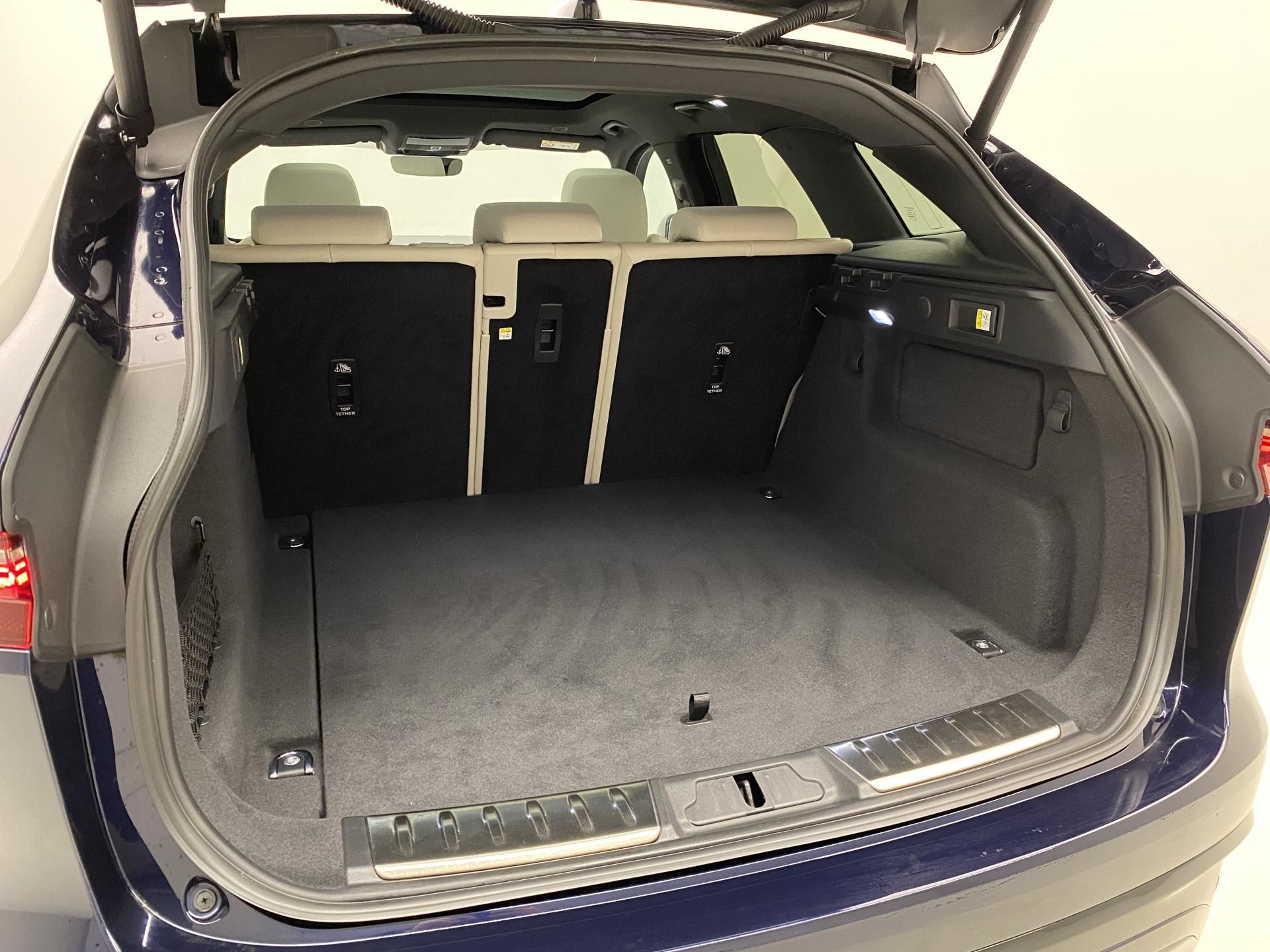 Jaguar F-Pace, P250 SE R-DYNAMIC AWD AUT - fotka 6