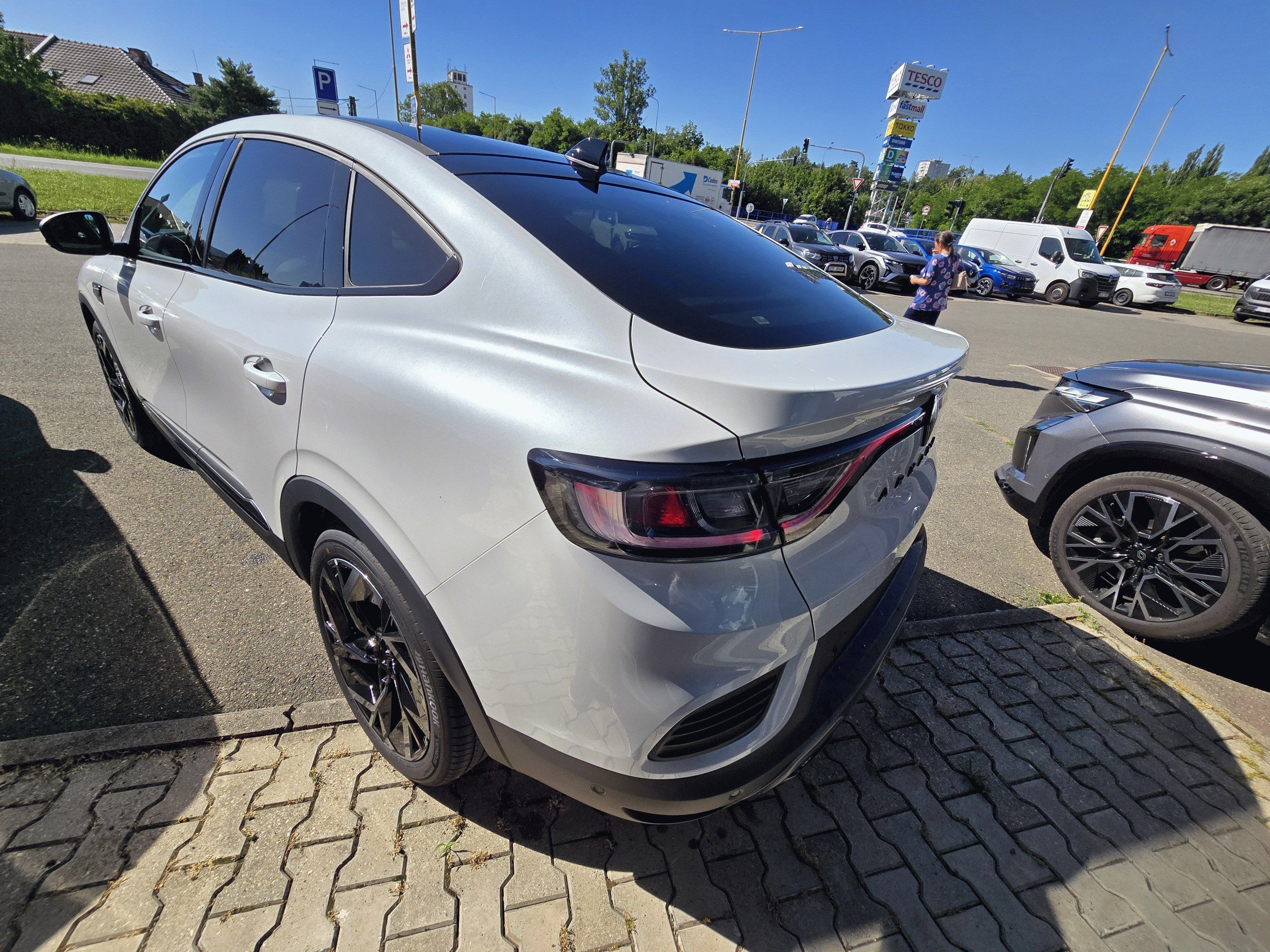 Renault Arkana, esprit Alpine full hybrid E-Te - fotka 4
