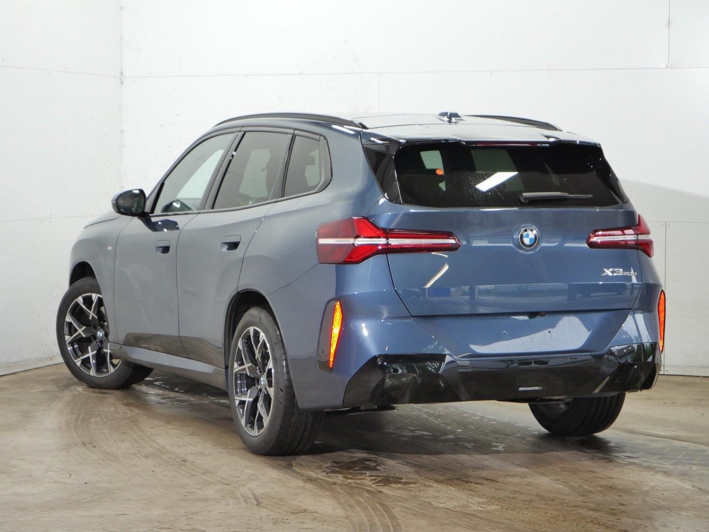 BMW X3, X3 20D xDrive Tažné Nezávislé - fotka 3