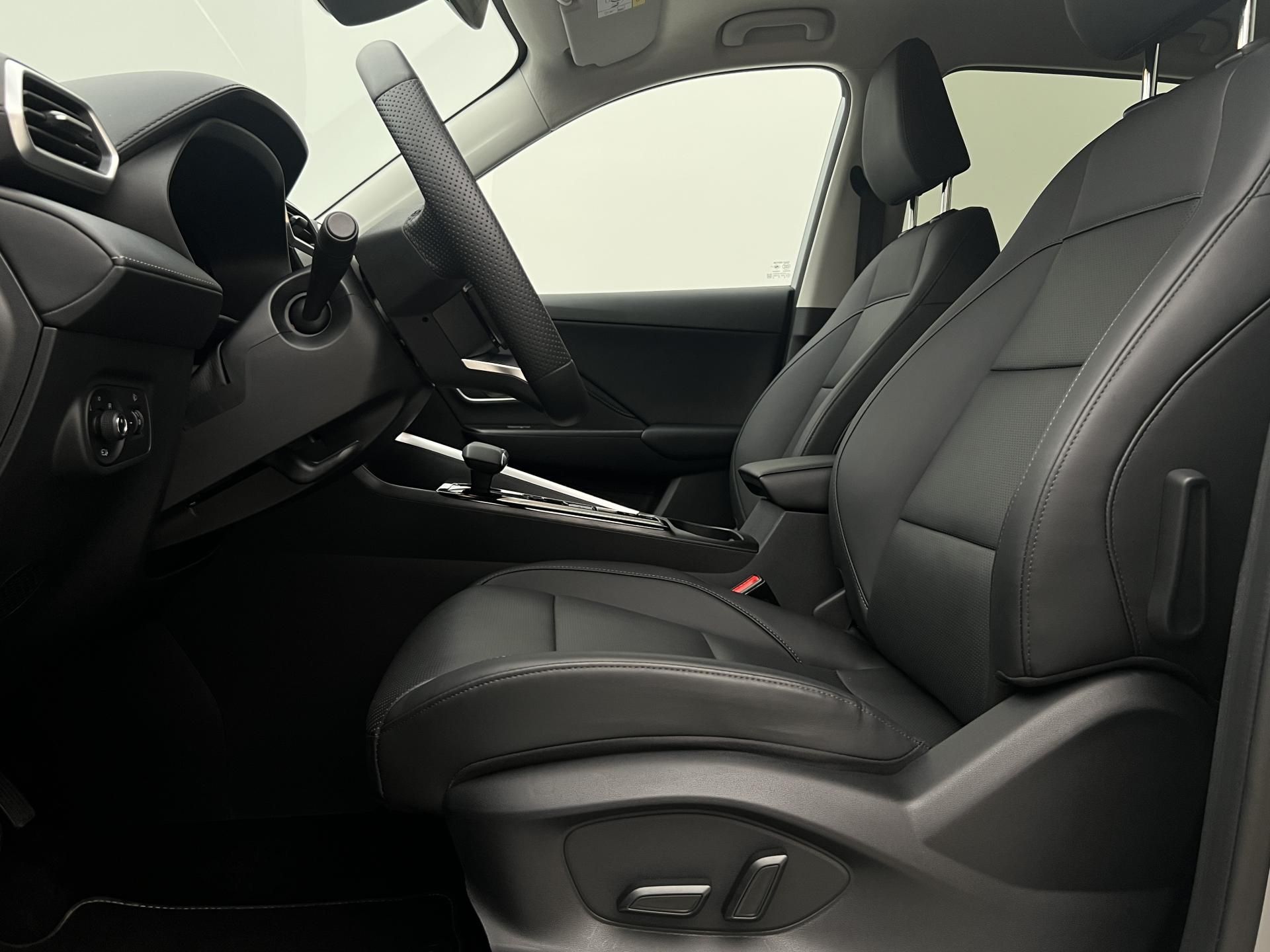 MG ZS, HYBRID+ EXCLUSIVE 1.5 AUT - fotka 3
