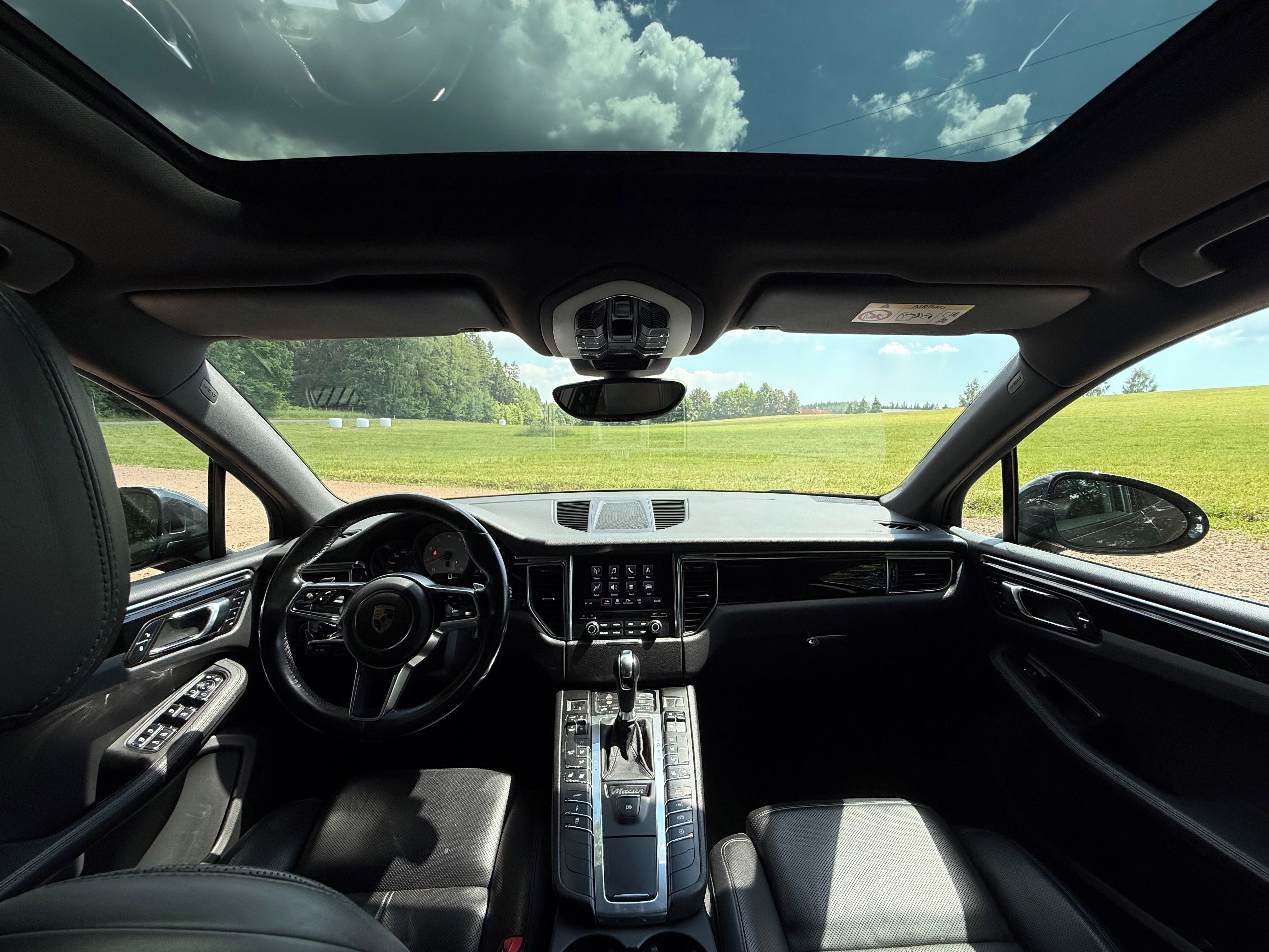 Porsche Macan, S 3.0 V6 250 kW 4x4 2018 - fotka 6