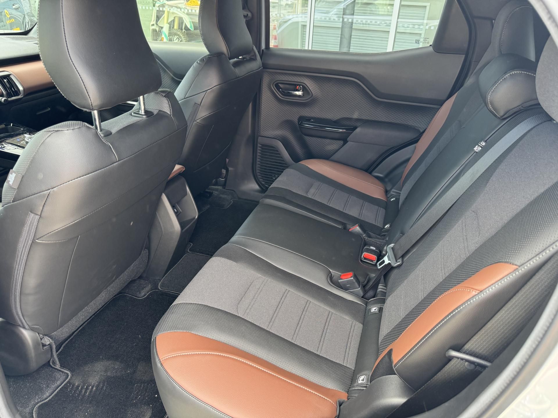 Suzuki Vitara, eVitara Elegance ALLGRIP-e 61k - fotka 5
