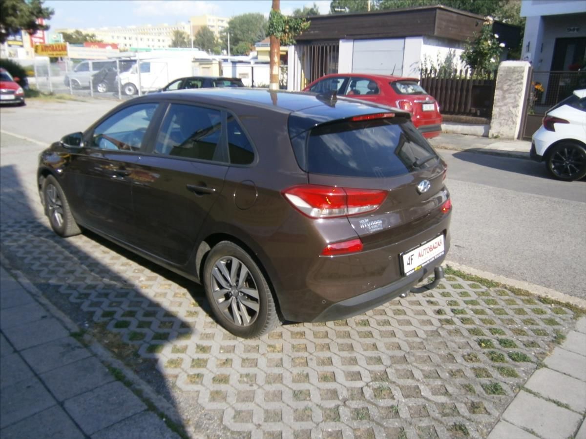 Hyundai i30, 1,6 CRDI - fotka 4