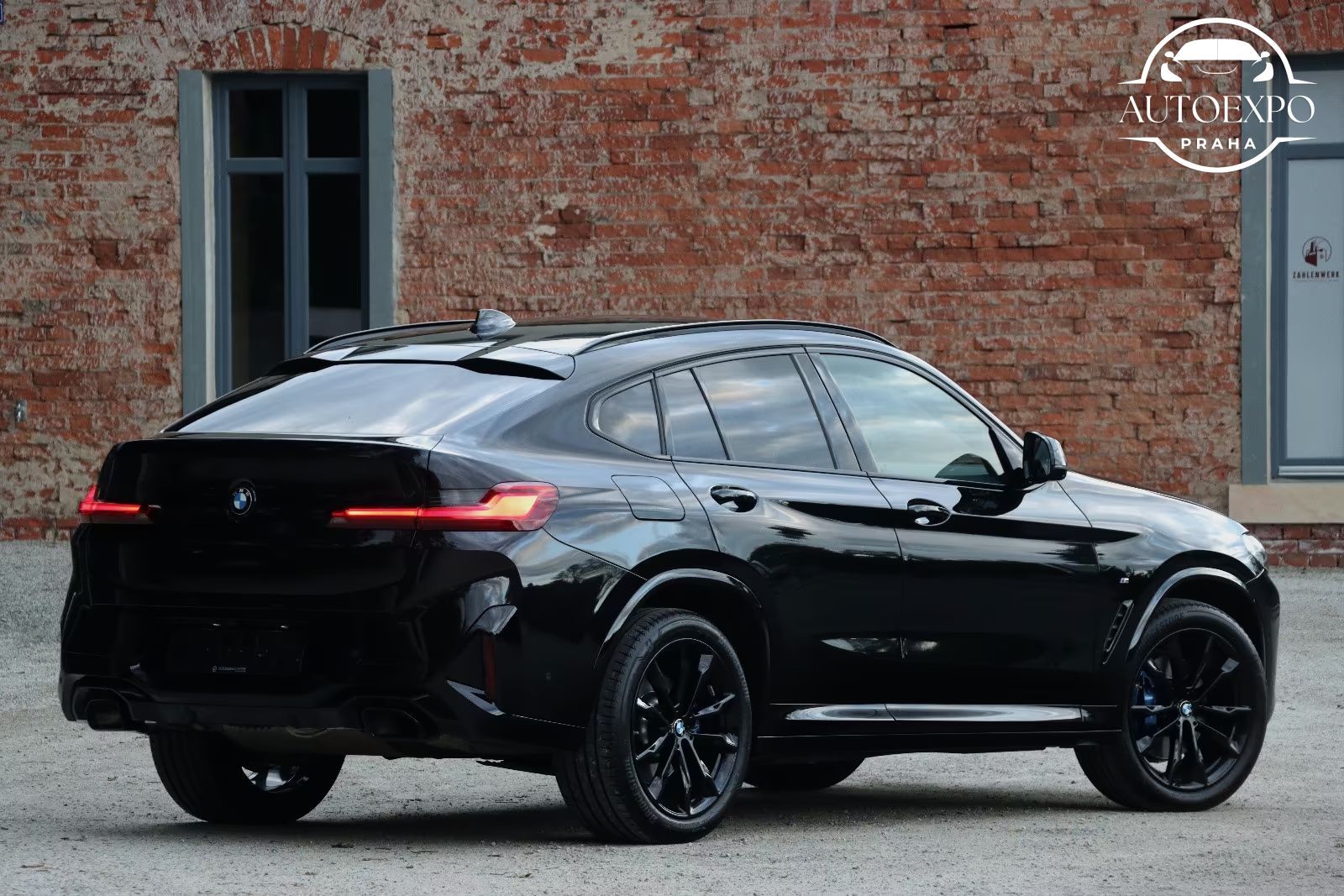 BMW X4, xDr 30d M-SPORT*AHK*LASER - fotka 4