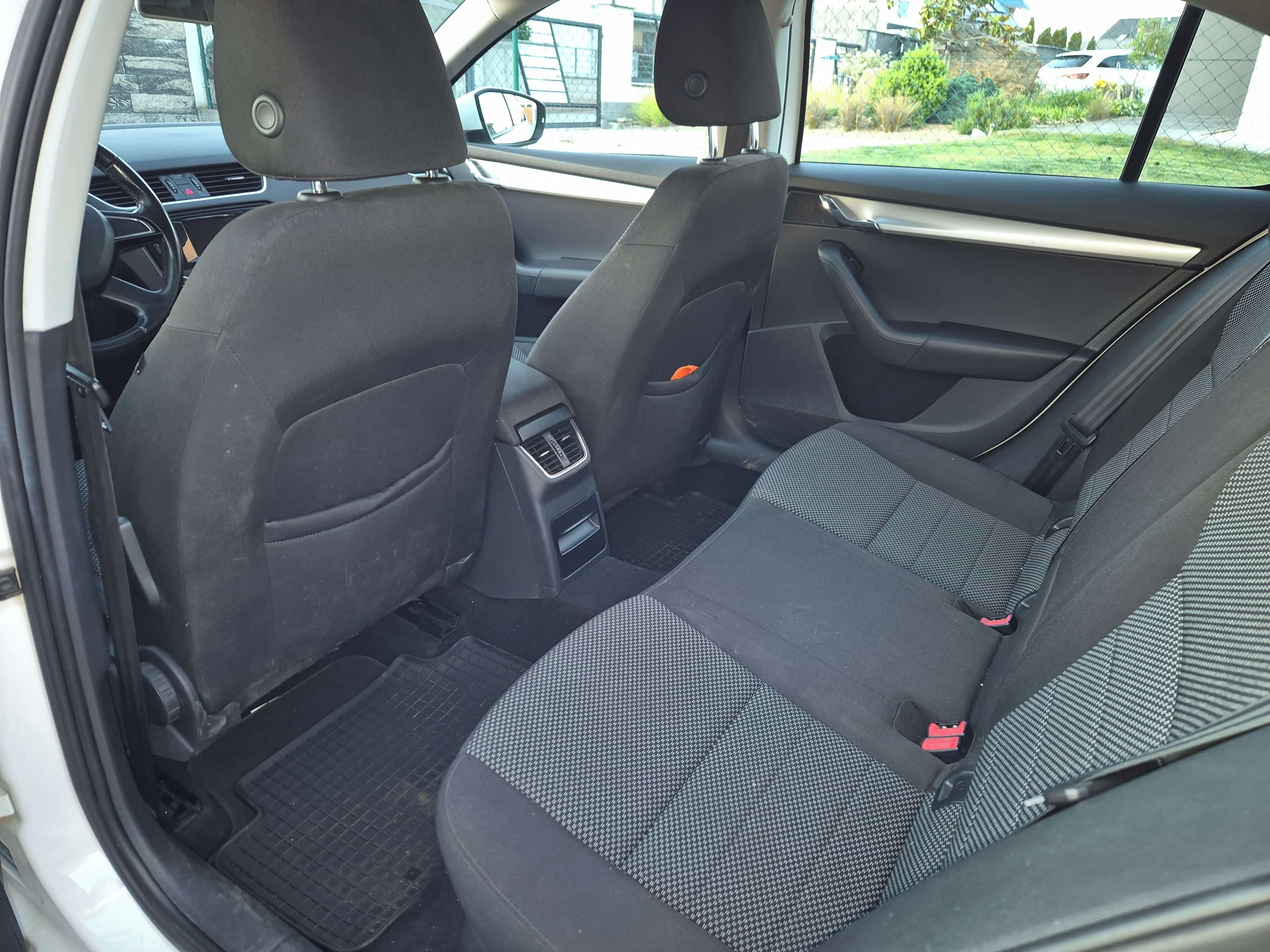 Škoda Octavia, 1.2tsi 77kw, ČR, Tažné - fotka 6