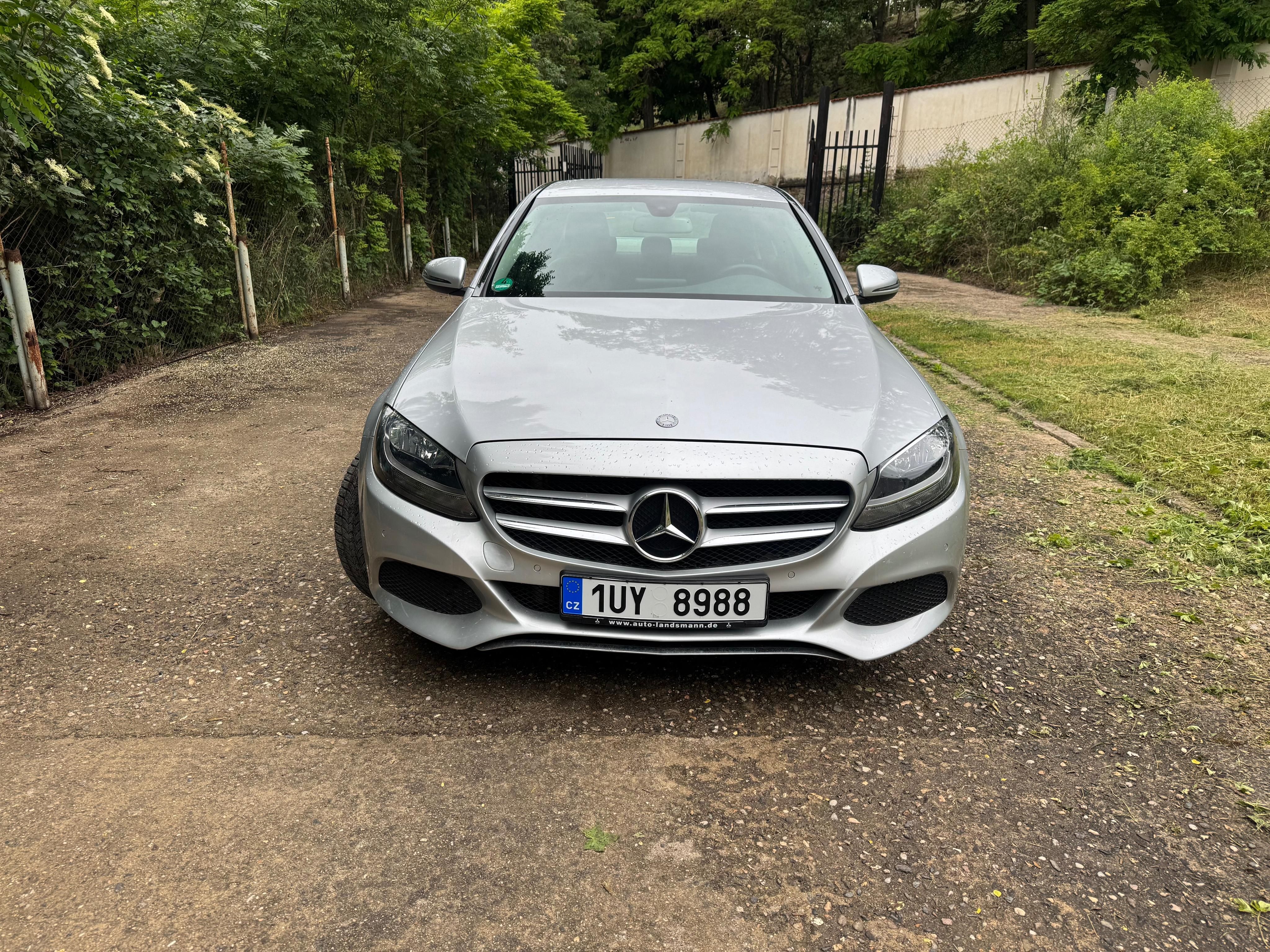 Mercedes-Benz Třídy C, C180, 32tis km - fotka 2