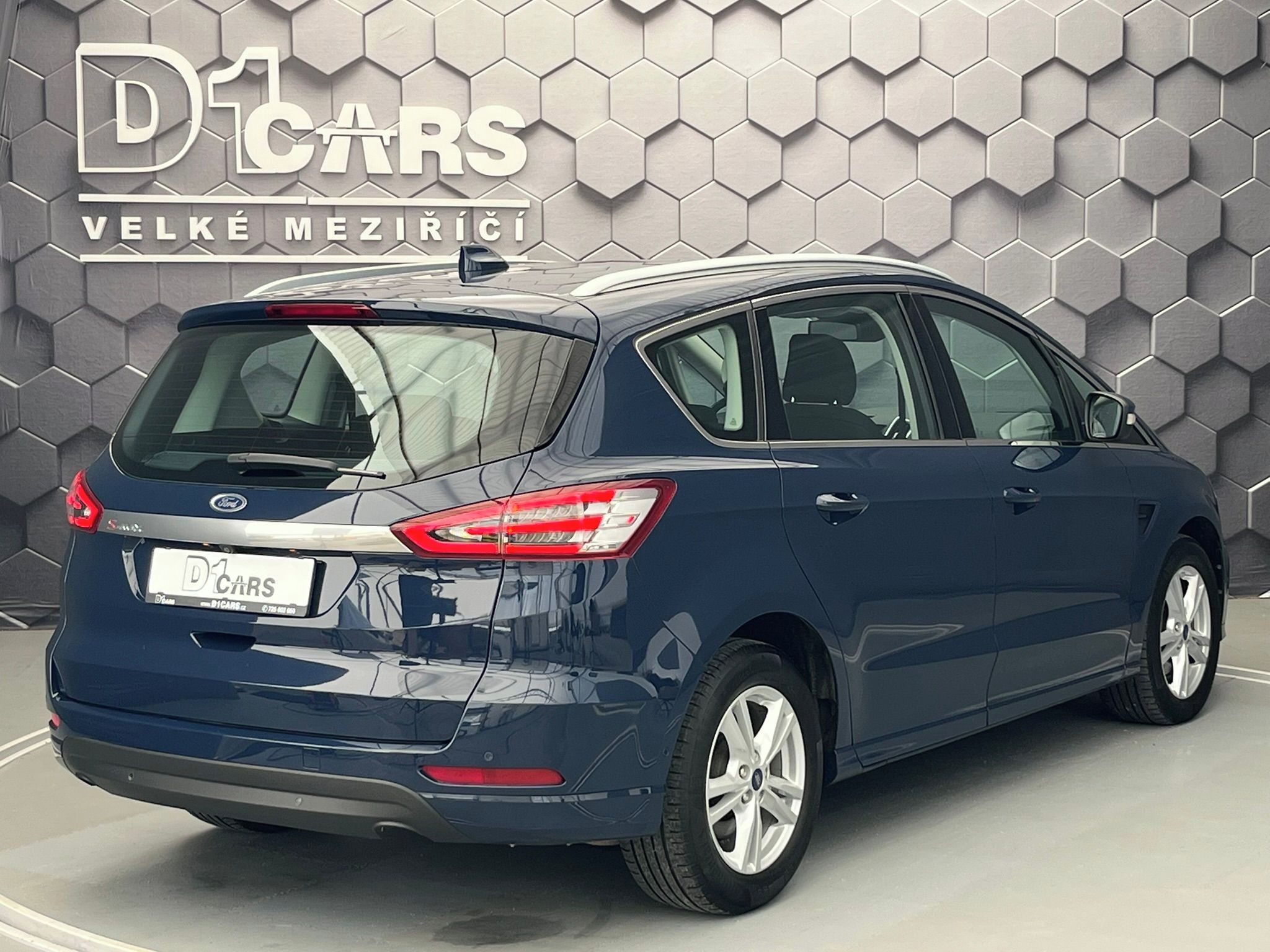 Ford S-MAX, 2.0 EB Titanium mauál - fotka 5