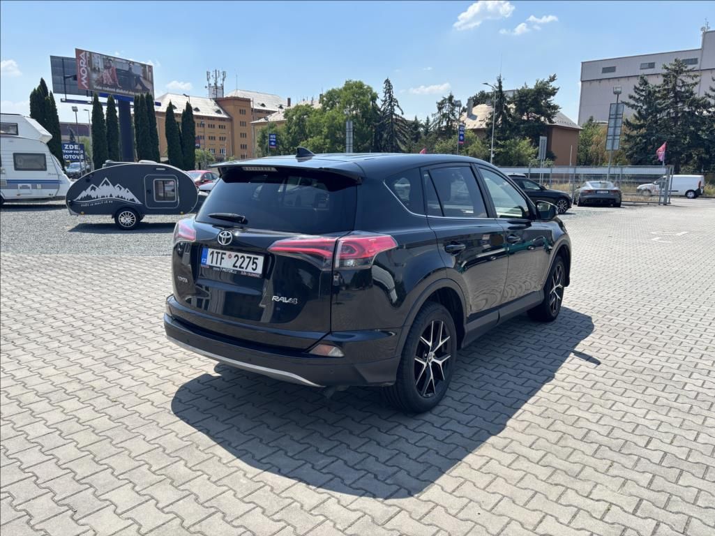 Toyota Rav4, 2,0 D-4D,ČR,1.MAJITEL - fotka 5
