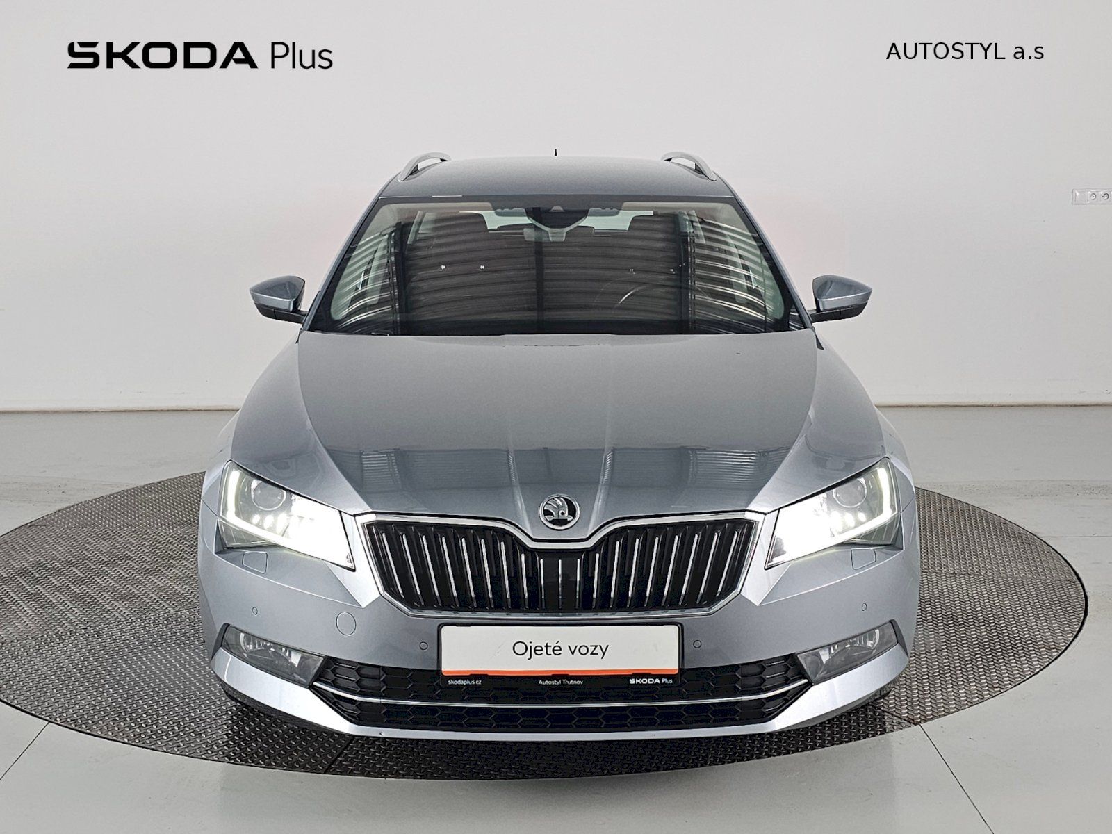 Škoda Superb, 2.0TDi 140kW DSG STYLE PLUS TA - fotka 4