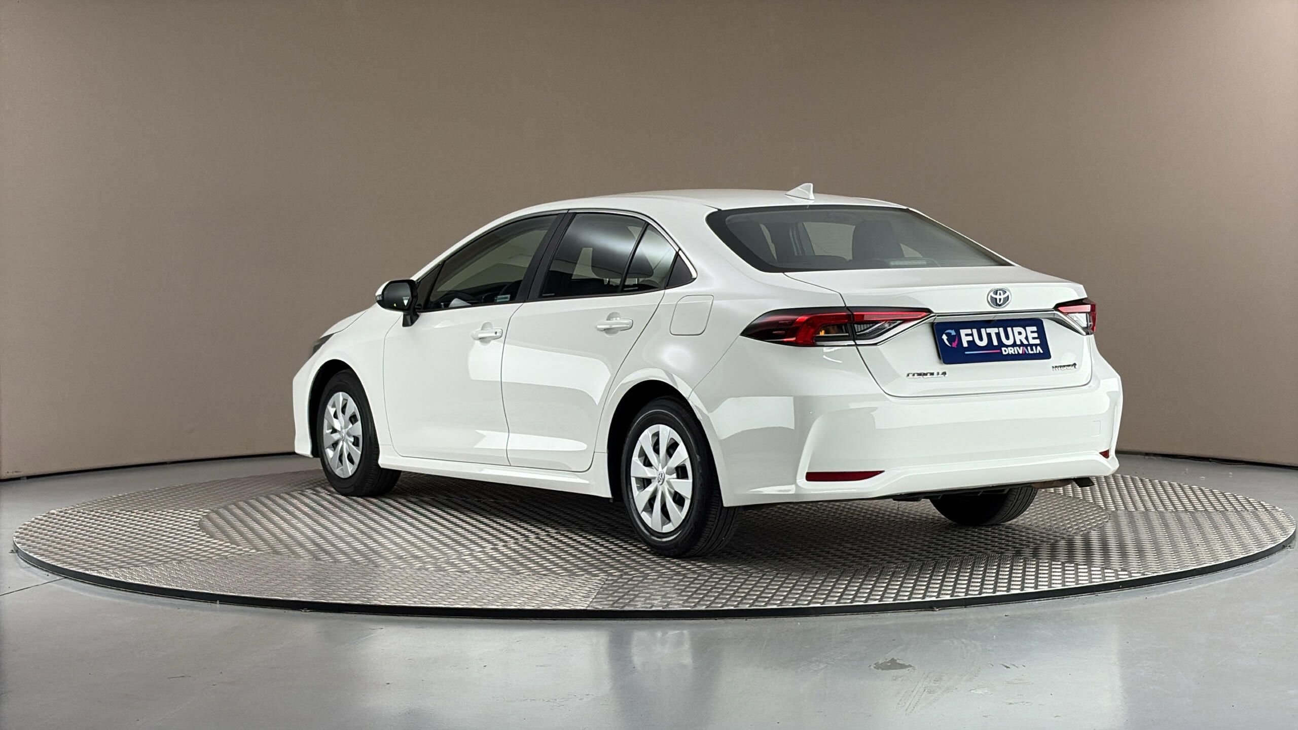Toyota Corolla, 1.8 Hybrid AUT Active Sedan - fotka 2