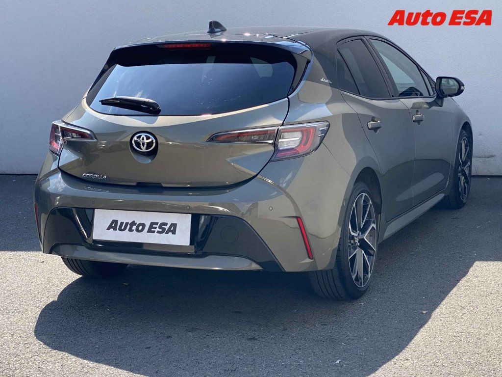 Toyota Corolla, 1.2,1.maj,ČR,Selection - fotka 4