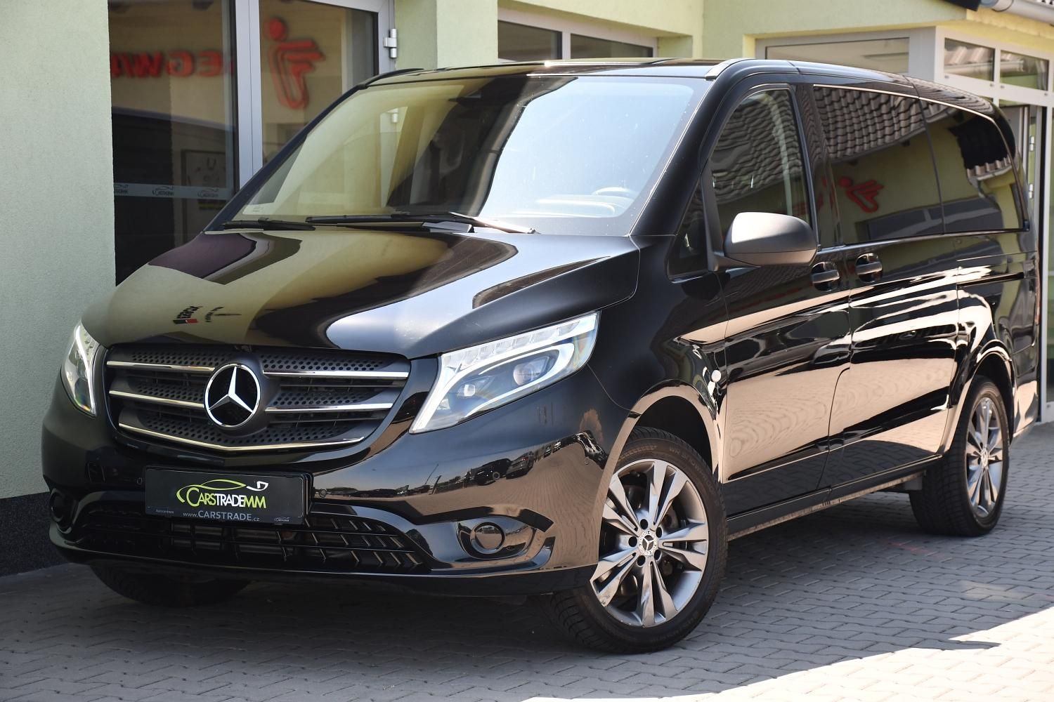 Mercedes-Benz Vito, 250D 4MATIC 8MÍST TAŽNÉ NAVI