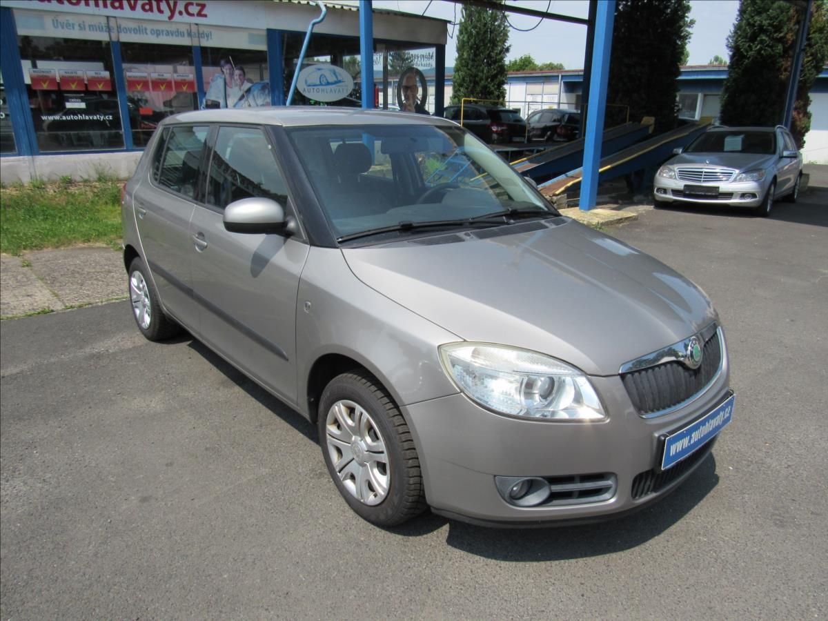 Škoda Fabia, 1,2 HTP 44KW Ambiente - fotka 3